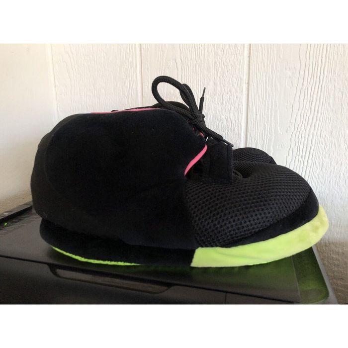 Yeezy 2024 cozy kicks