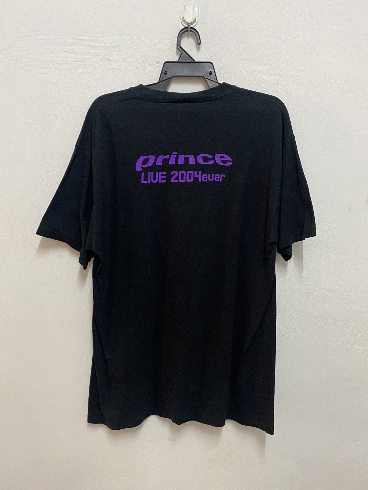 Anvil × Vintage 🔥Vintage🔥 PRINCE 2004ever Tour Pre Shrunk Size US XL / EU 56 / 4 - 1 Thumbnail