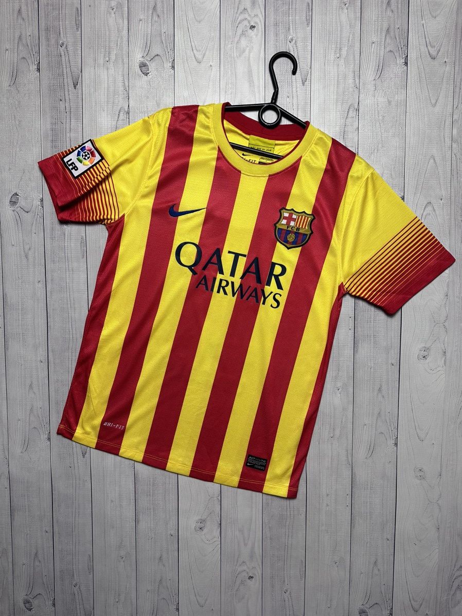 Vintage Vintage Barcelona soccer jersey 11 Neymar size S Size US S / EU 44-46 / 1 - 1 Thumbnail