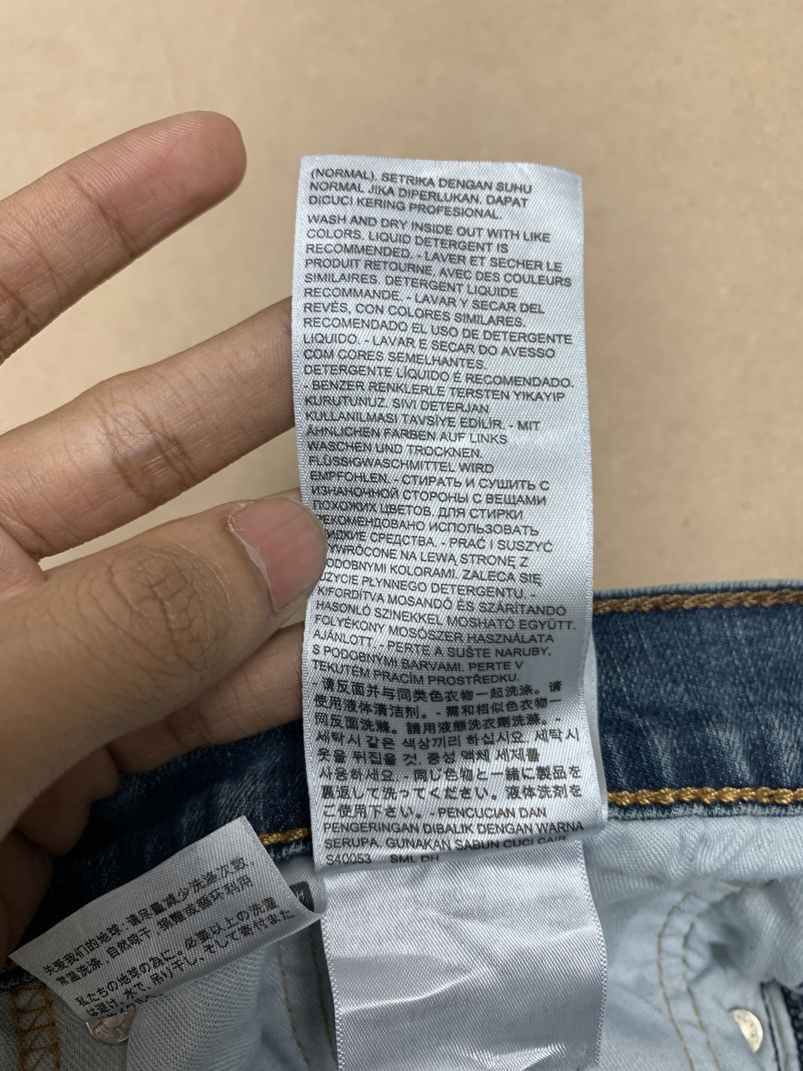 Levi's × Vintage Vintage Levis 541 Mid Skinny Faded Blue Jeans Size US 42 / EU 58 - 18 Thumbnail