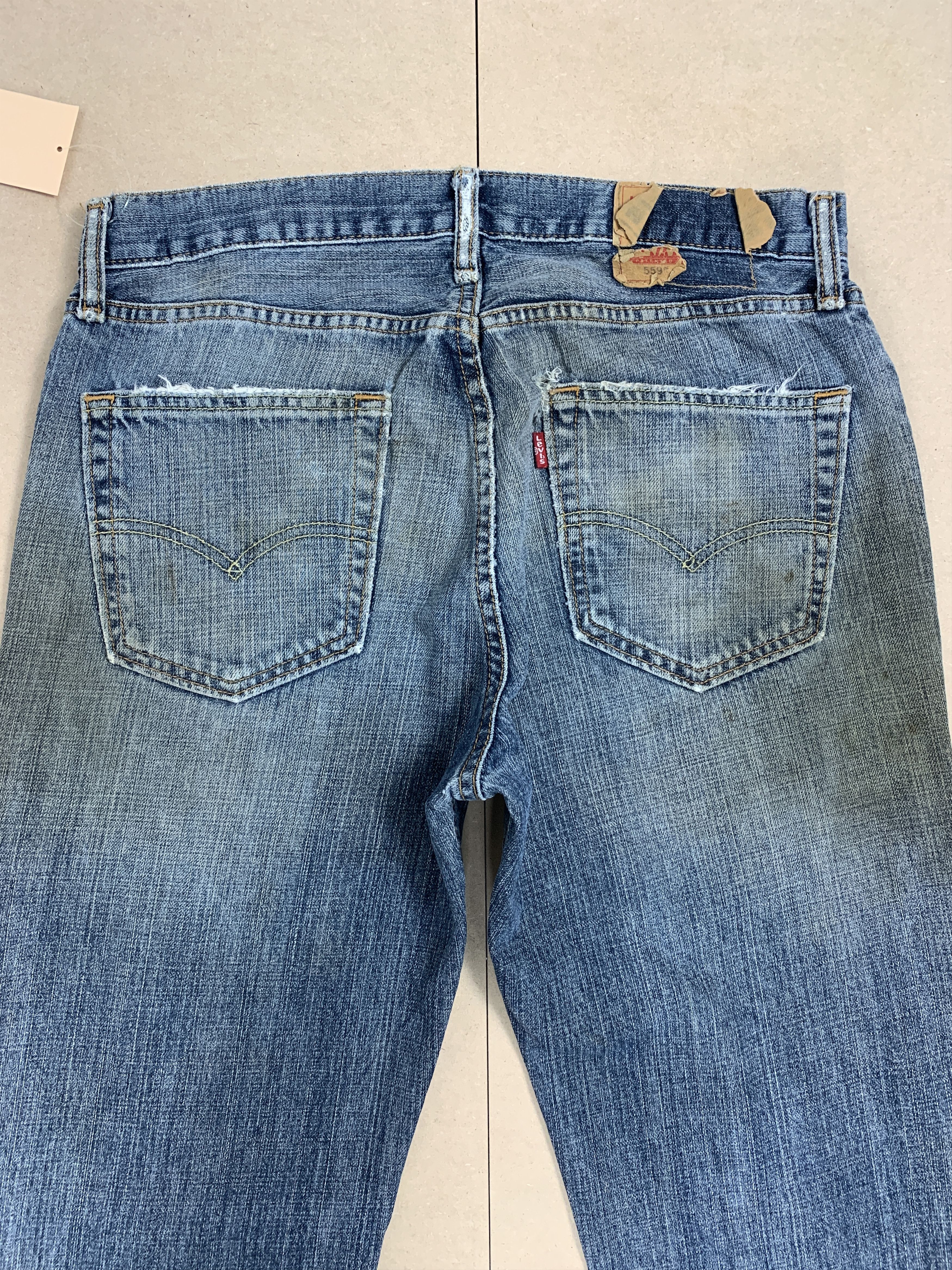 Levi's Vintage Levis 559 Straight Cut Distressed Blue Jeans Size US 32 / EU 48 - 9 Thumbnail