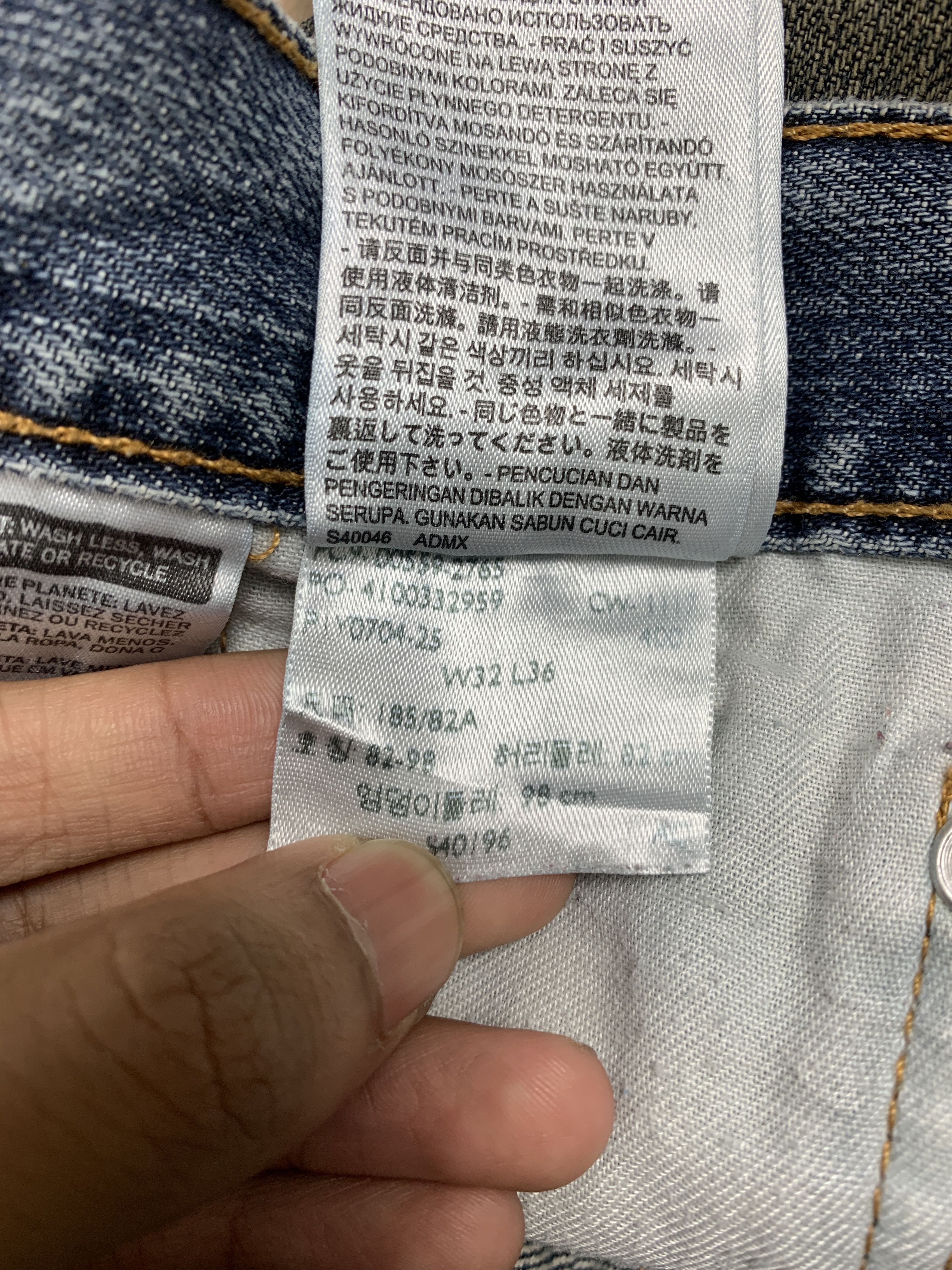 Levi's Vintage Levis 559 Straight Cut Distressed Blue Jeans Size US 32 / EU 48 - 20 Thumbnail
