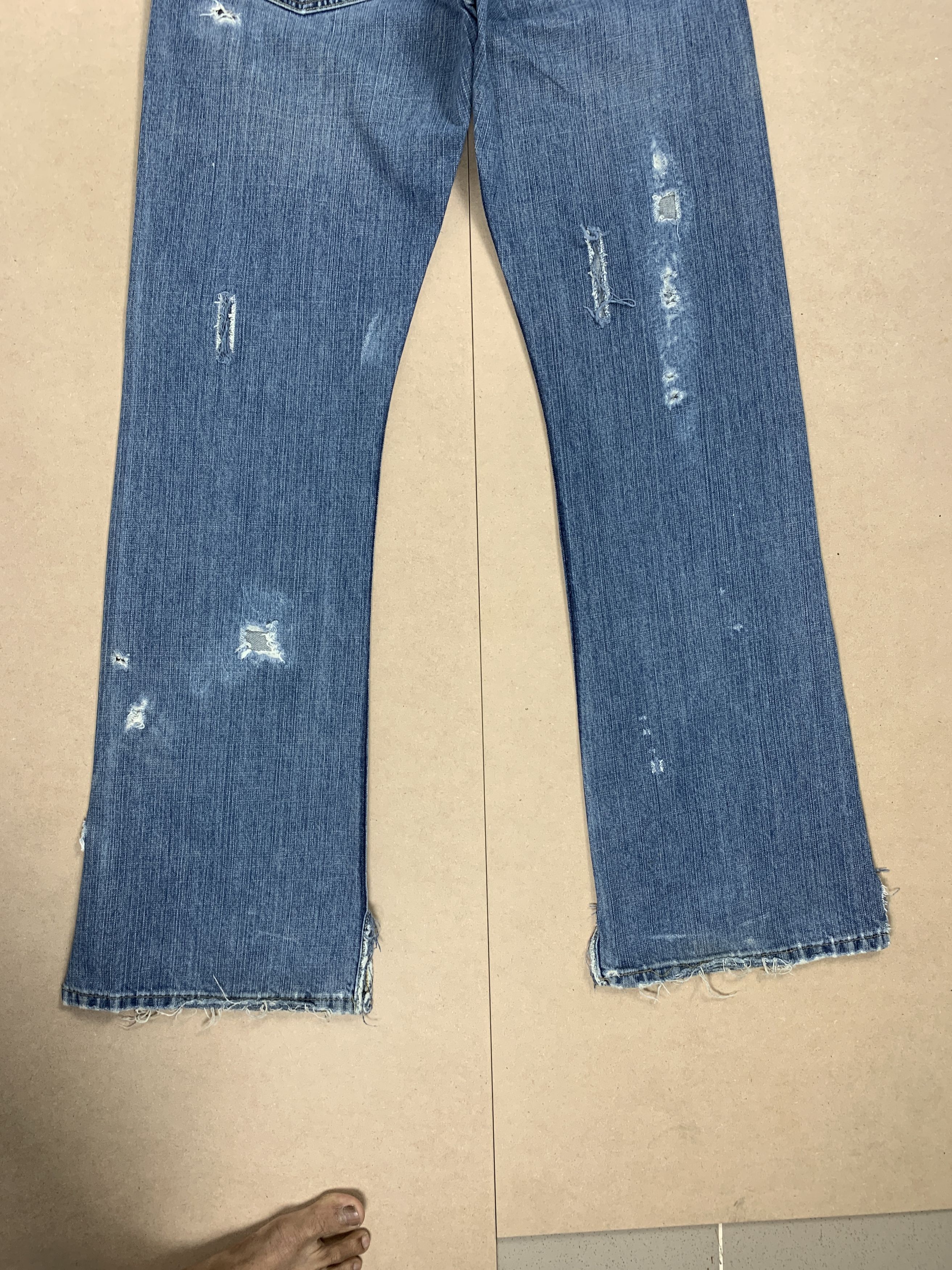Levi's Vintage Levis 527 Boot Cut Distressed Faded Mid Wash Jeans Size US 31 - 10 Thumbnail