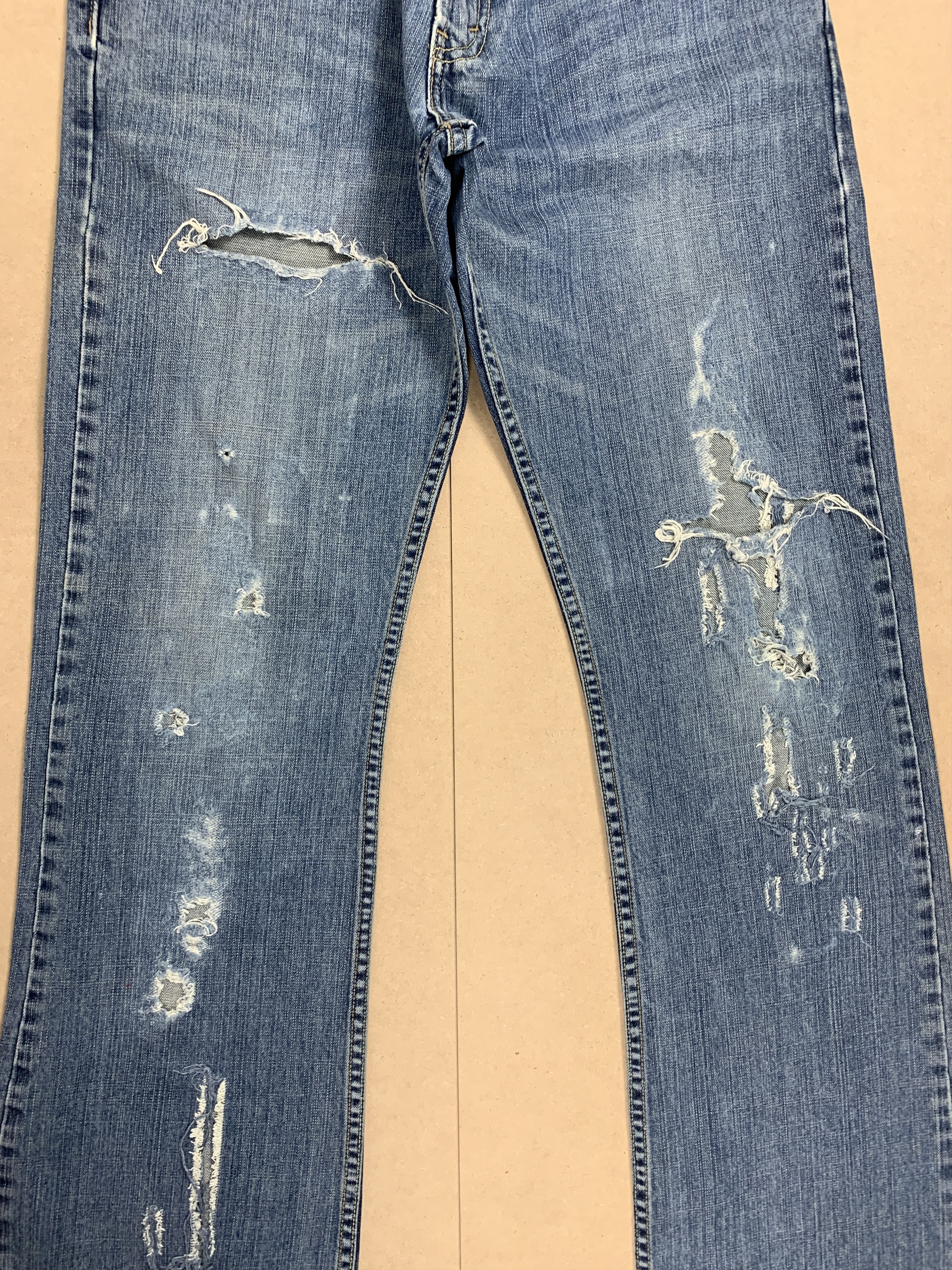 Levi's Vintage Levis 527 Boot Cut Distressed Faded Mid Wash Jeans Size US 31 - 3 Thumbnail