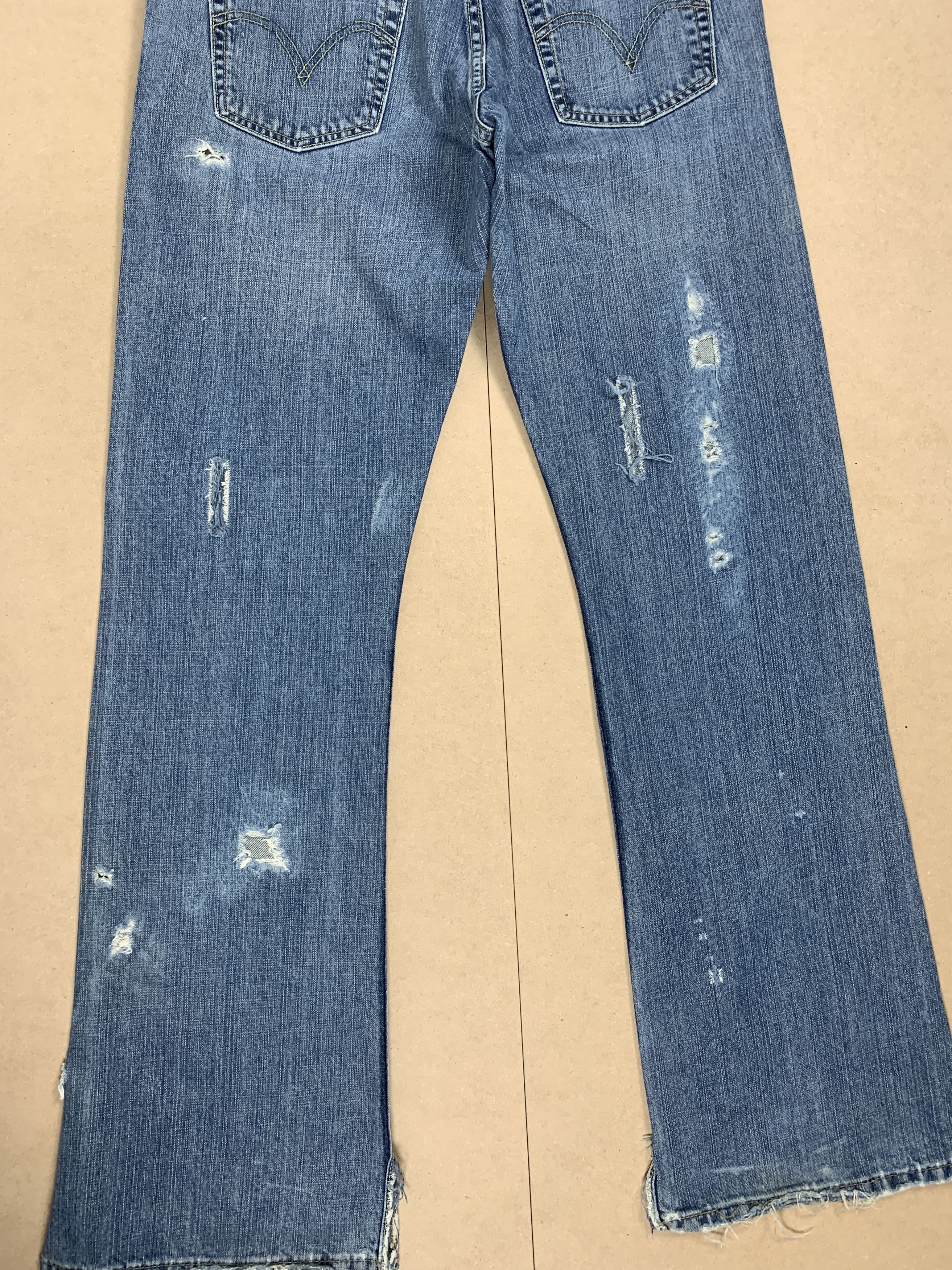 Levi's Vintage Levis 527 Boot Cut Distressed Faded Mid Wash Jeans Size US 31 - 9 Thumbnail