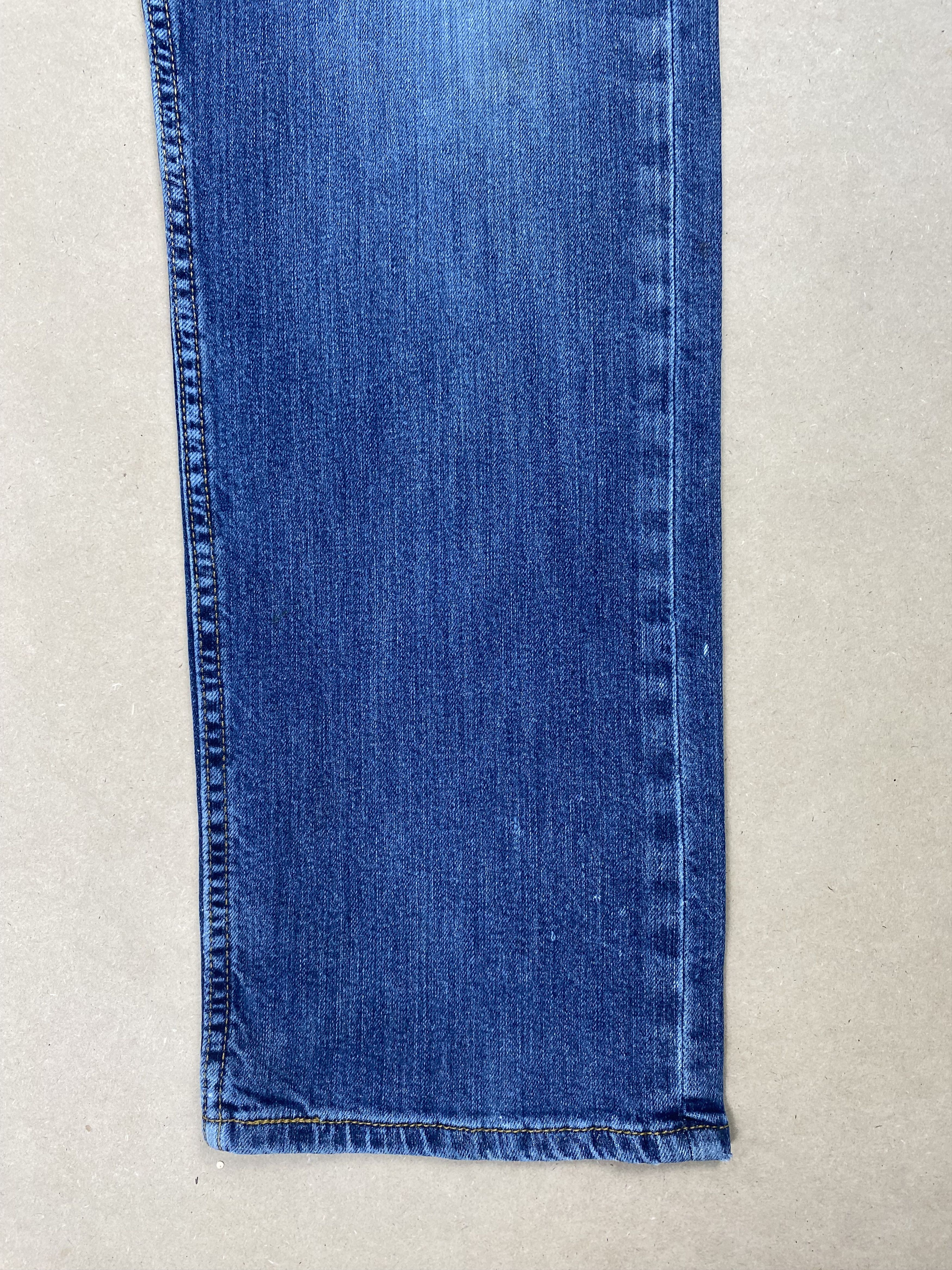 Levi's Vintage Levis 505 Straight Cut Faded Jeans P0412 Size US 36 / EU 52 - 4 Thumbnail
