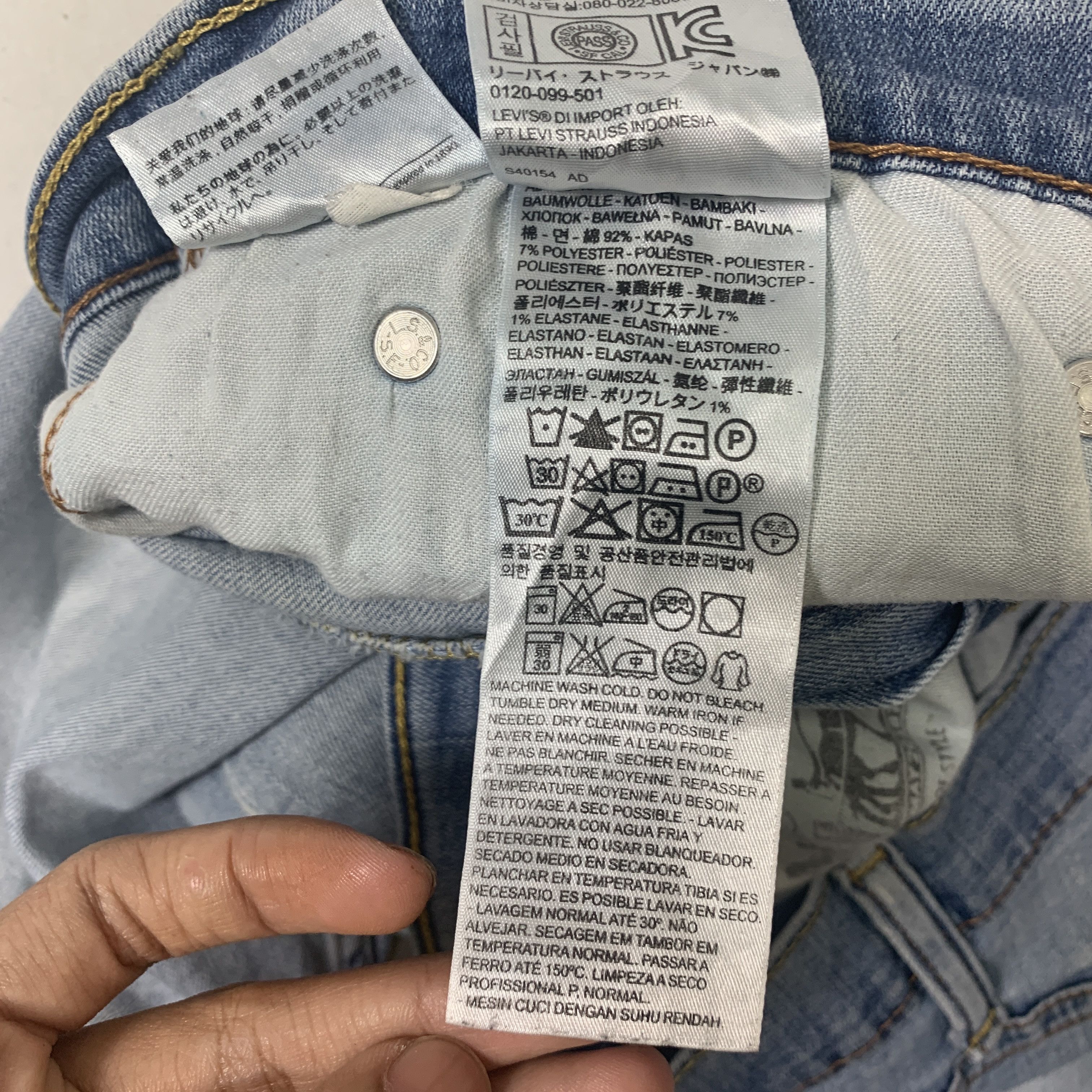 Levi's Vintage LEVI'S 511 Flared Bootcut Distressed Faded Mid Wash Size US 34 / EU 50 - 15 Thumbnail