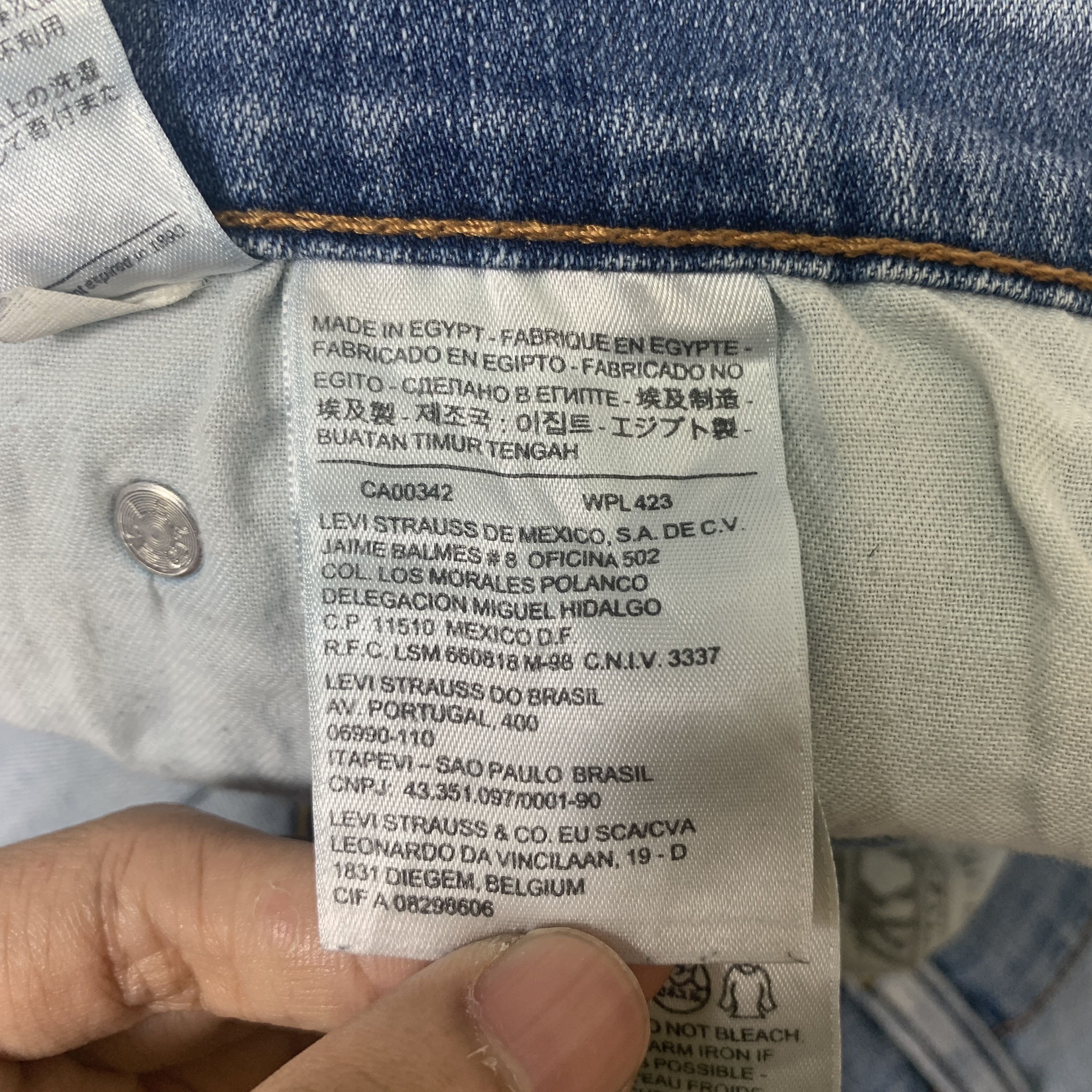 Levi's Vintage LEVI'S 511 Flared Bootcut Distressed Faded Mid Wash Size US 34 / EU 50 - 13 Thumbnail