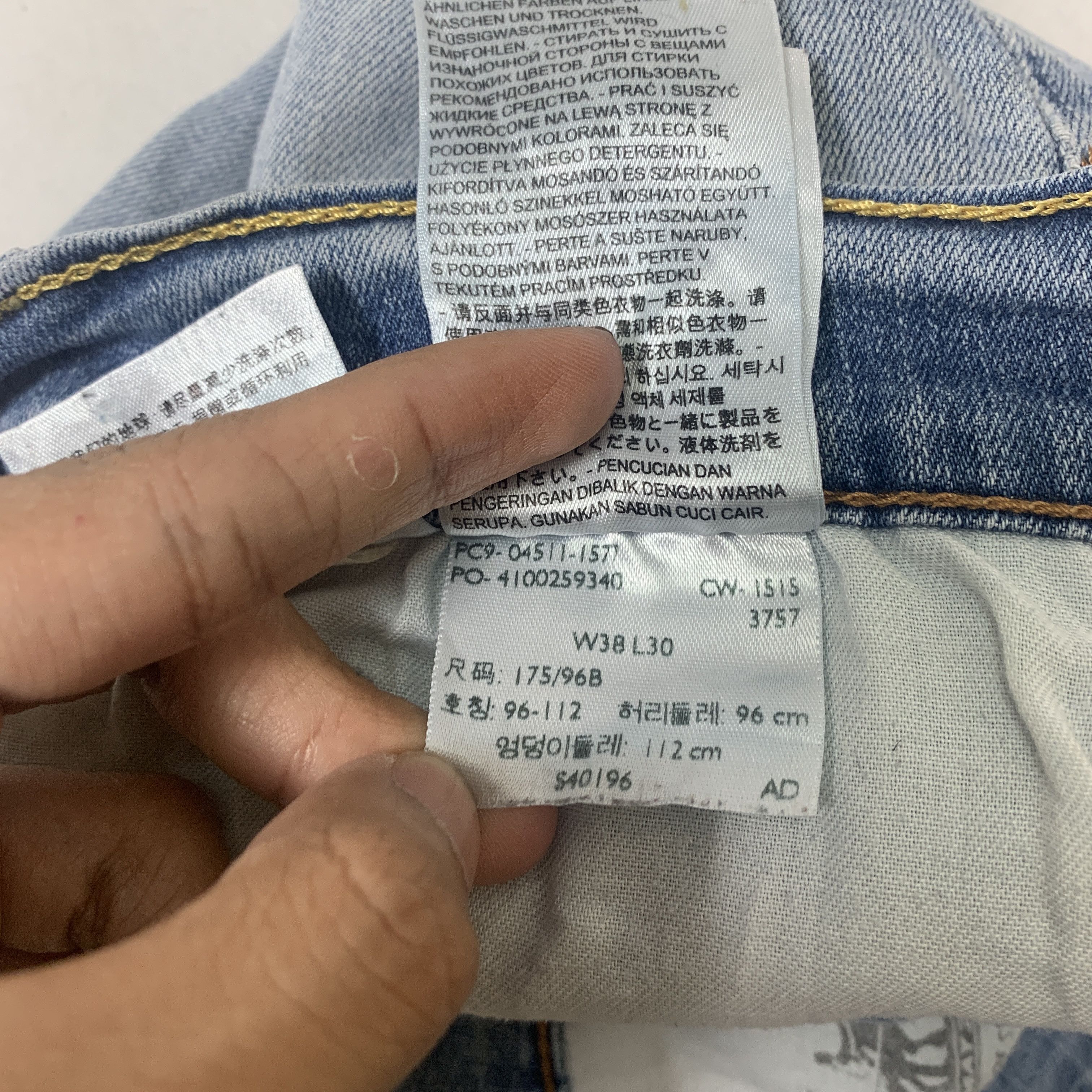 Levi's Vintage LEVI'S 511 Flared Bootcut Distressed Faded Mid Wash Size US 34 / EU 50 - 17 Thumbnail