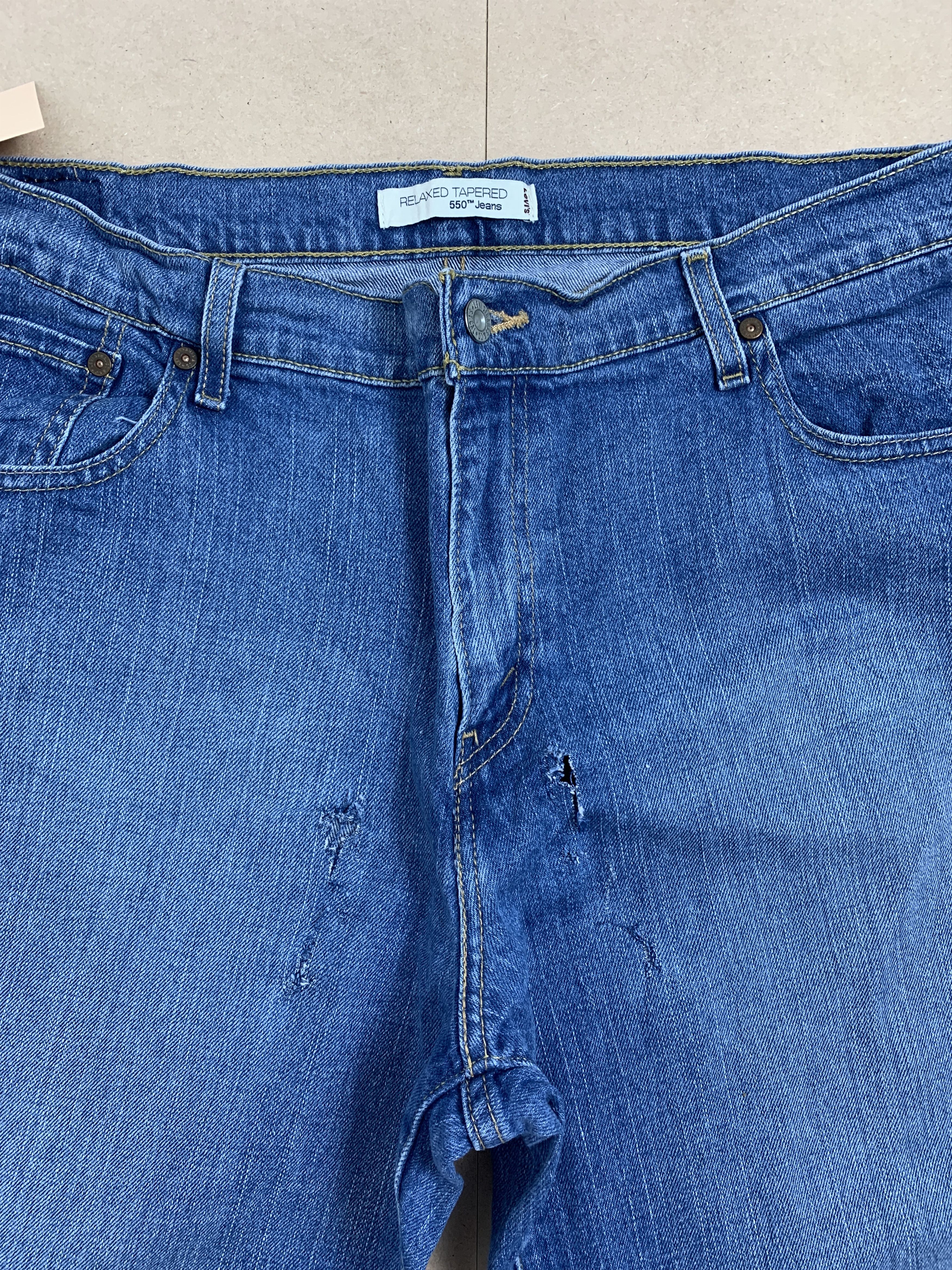 Levi's Vintage LEVI'S 550 Relaxed Tapered Medium Blue Jeans Size US 34 / EU 50 - 5 Thumbnail