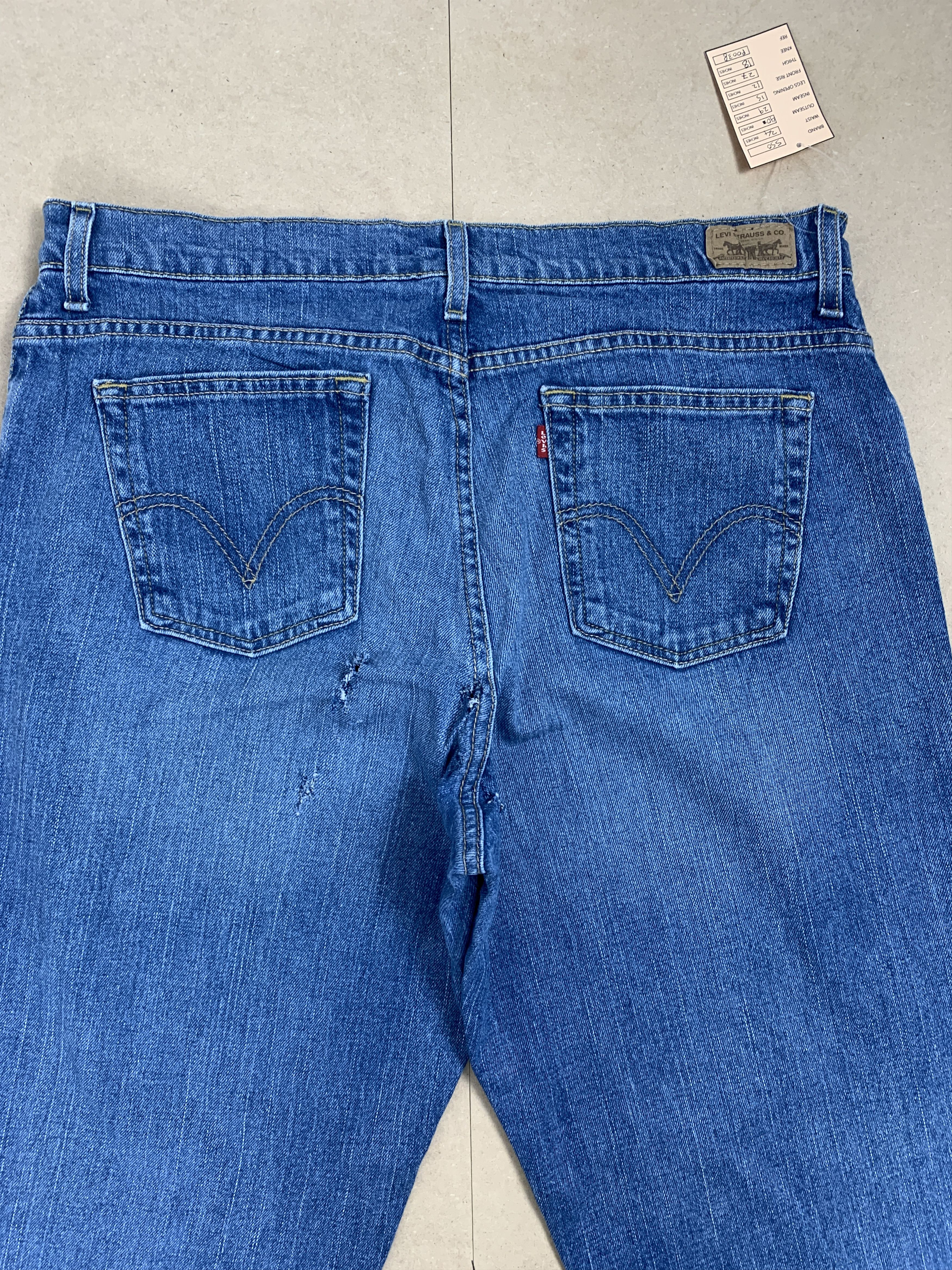 Levi's Vintage LEVI'S 550 Relaxed Tapered Medium Blue Jeans Size US 34 / EU 50 - 7 Thumbnail