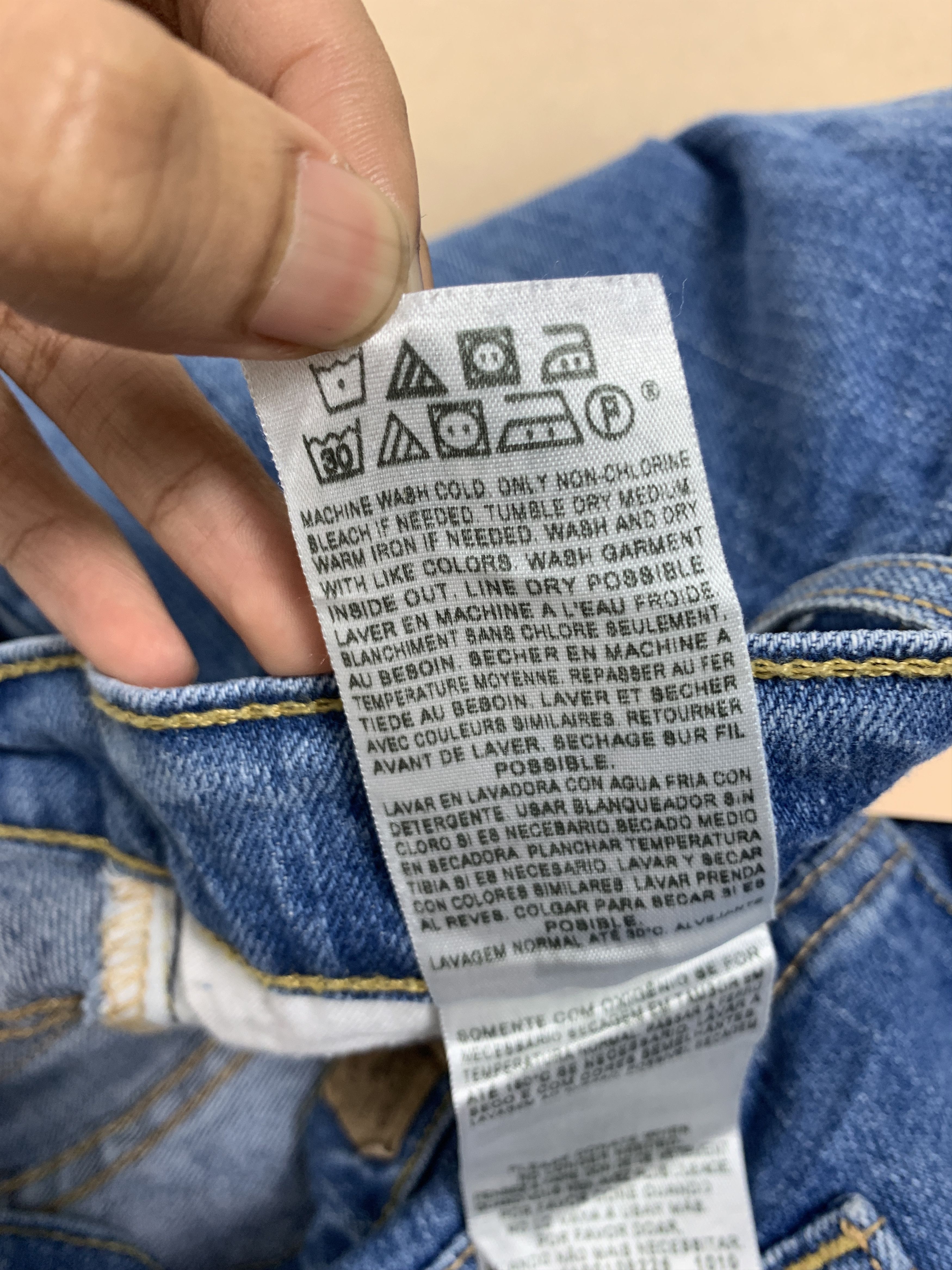Levi's Vintage LEVI'S 550 Relaxed Tapered Medium Blue Jeans Size US 34 / EU 50 - 13 Thumbnail