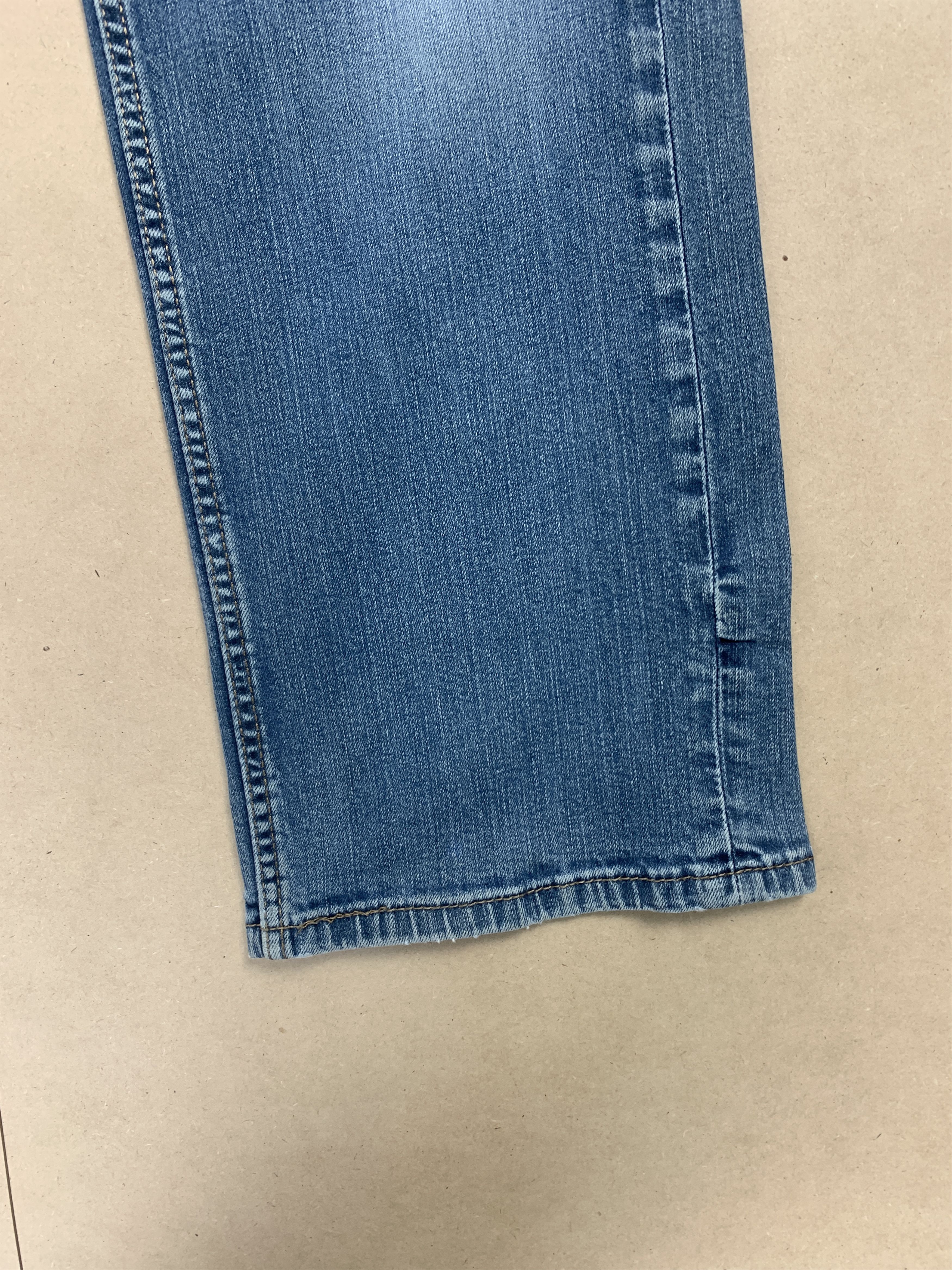 Levi's × Vintage Vintage Levis 559 Straight Cut Mid Blue Jeans Size US 36 / EU 52 - 3 Thumbnail