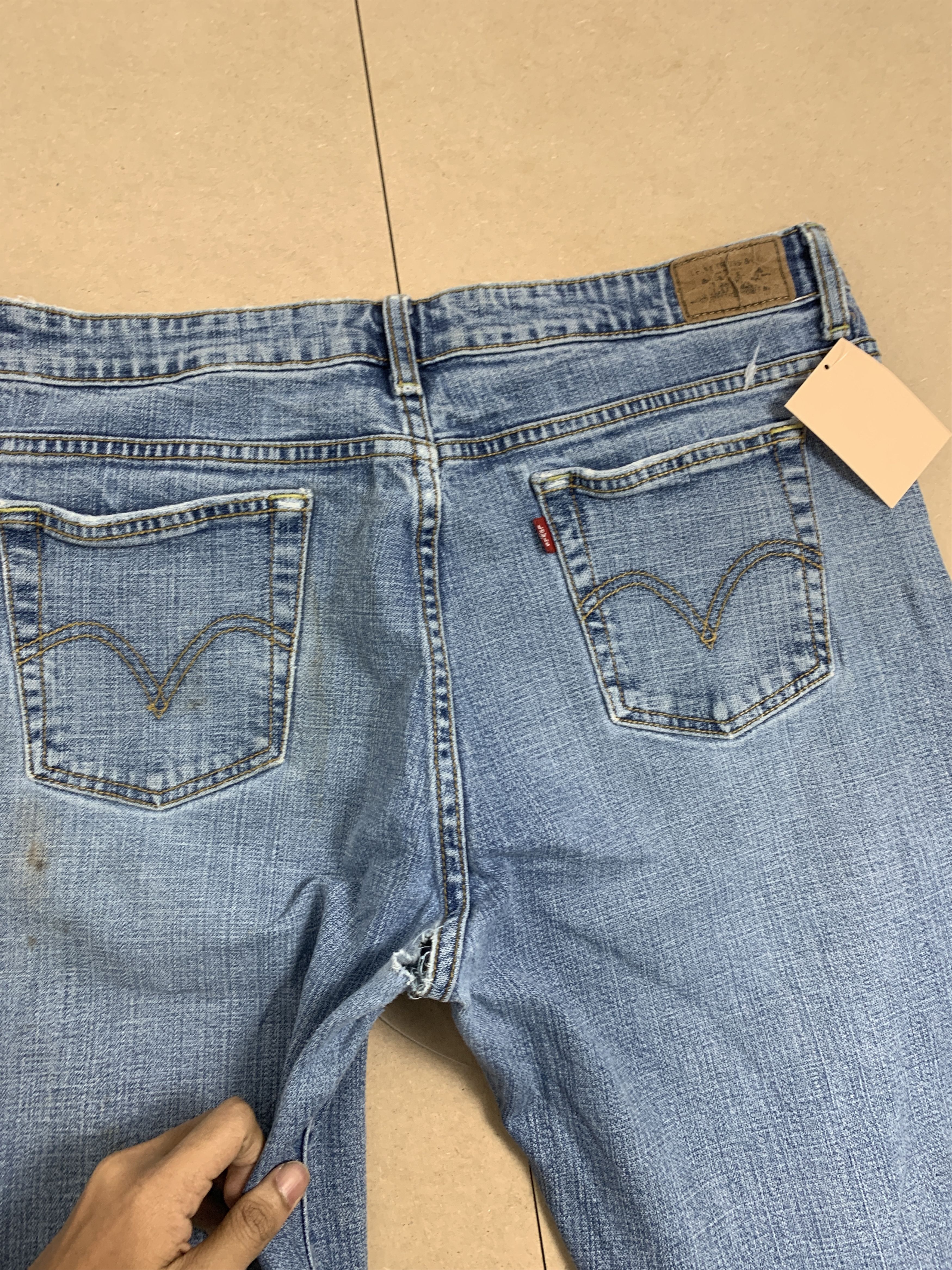 Levi's Vintage Levi's 515 Boot Cut Faded Distressed Jeans Size 34" / US 12 / IT 48 - 11 Thumbnail