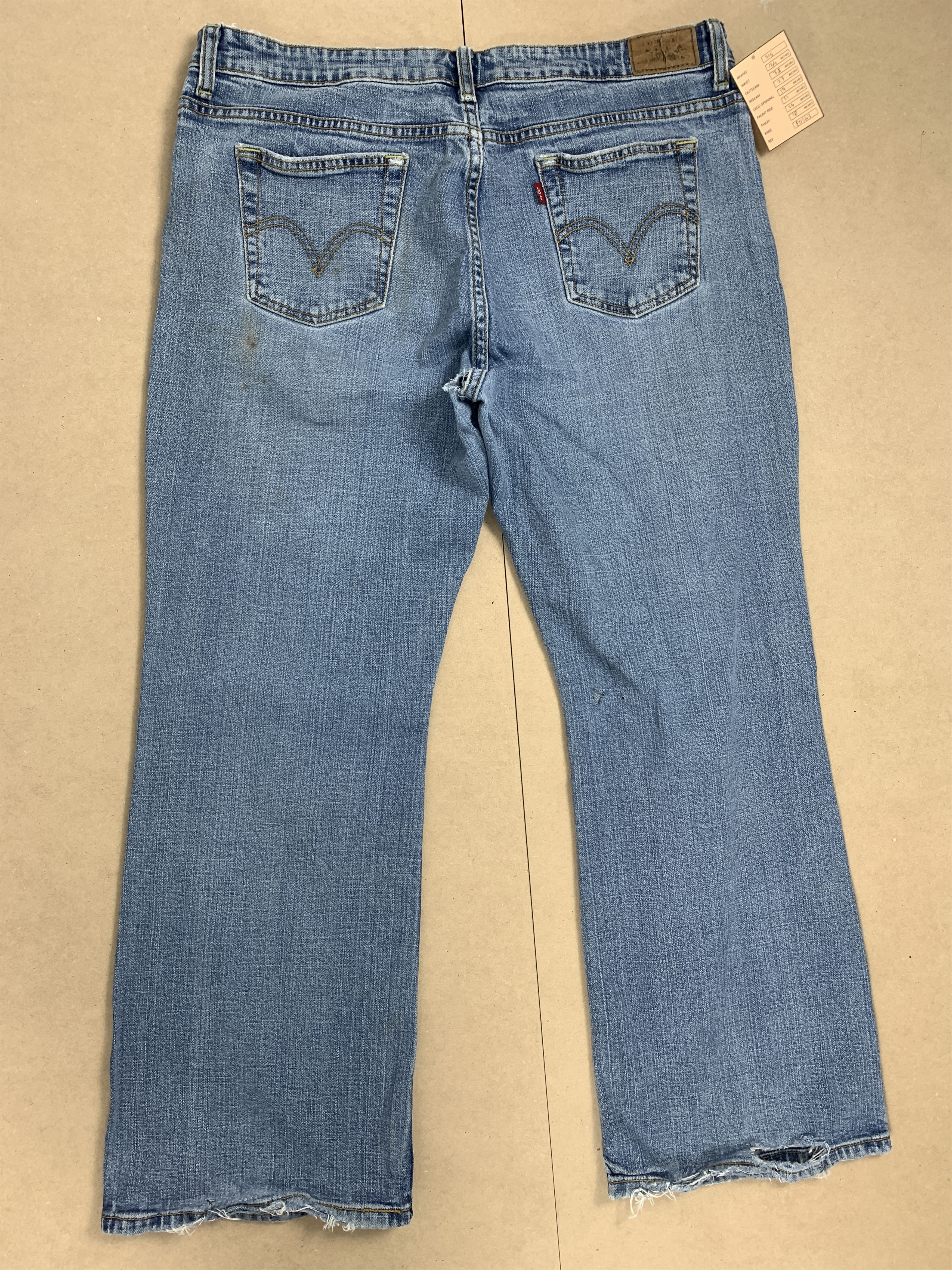 Levi's Vintage Levi's 515 Boot Cut Faded Distressed Jeans Size 34" / US 12 / IT 48 - 6 Thumbnail