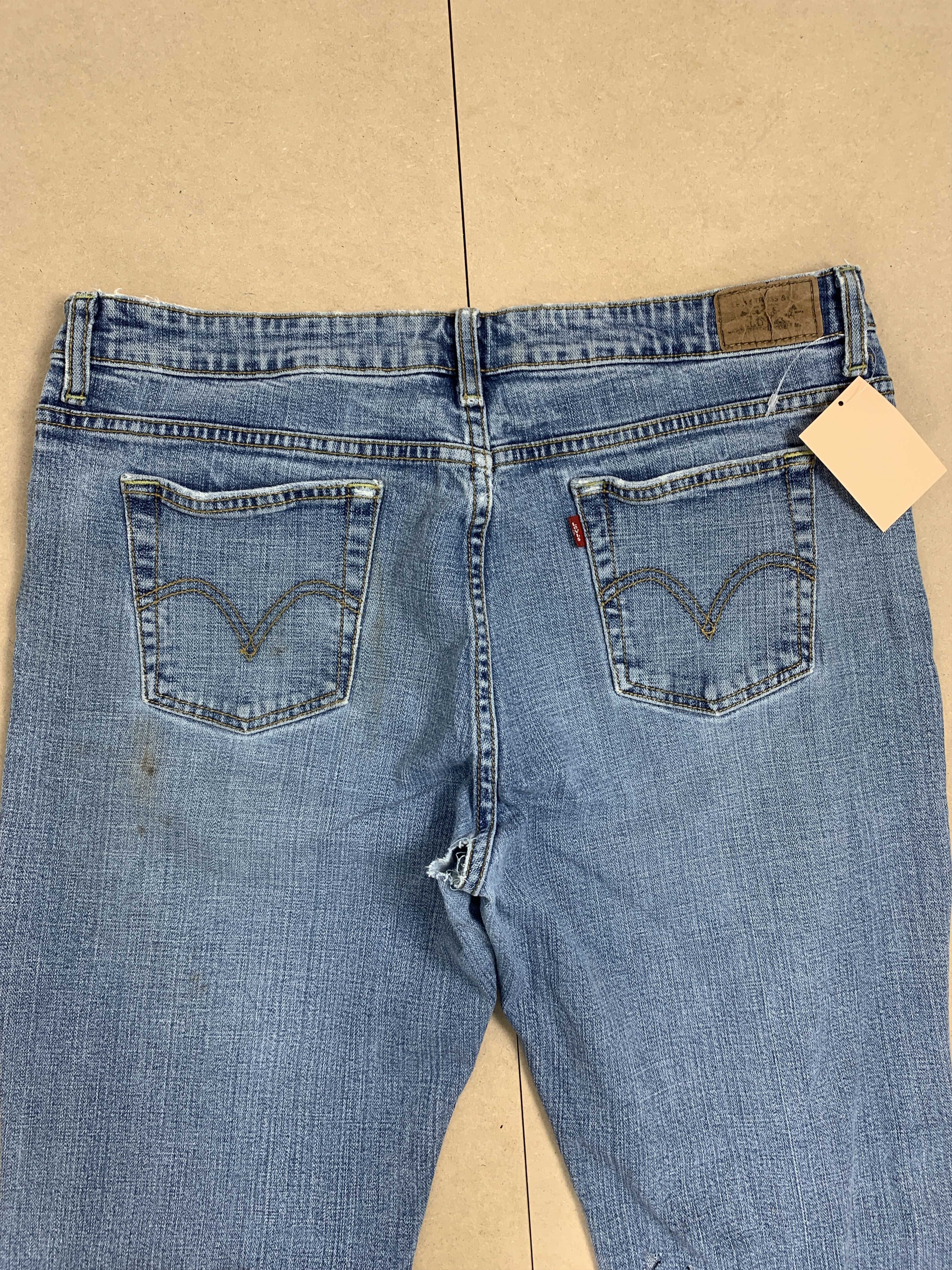 Levi's Vintage Levi's 515 Boot Cut Faded Distressed Jeans Size 34" / US 12 / IT 48 - 7 Thumbnail