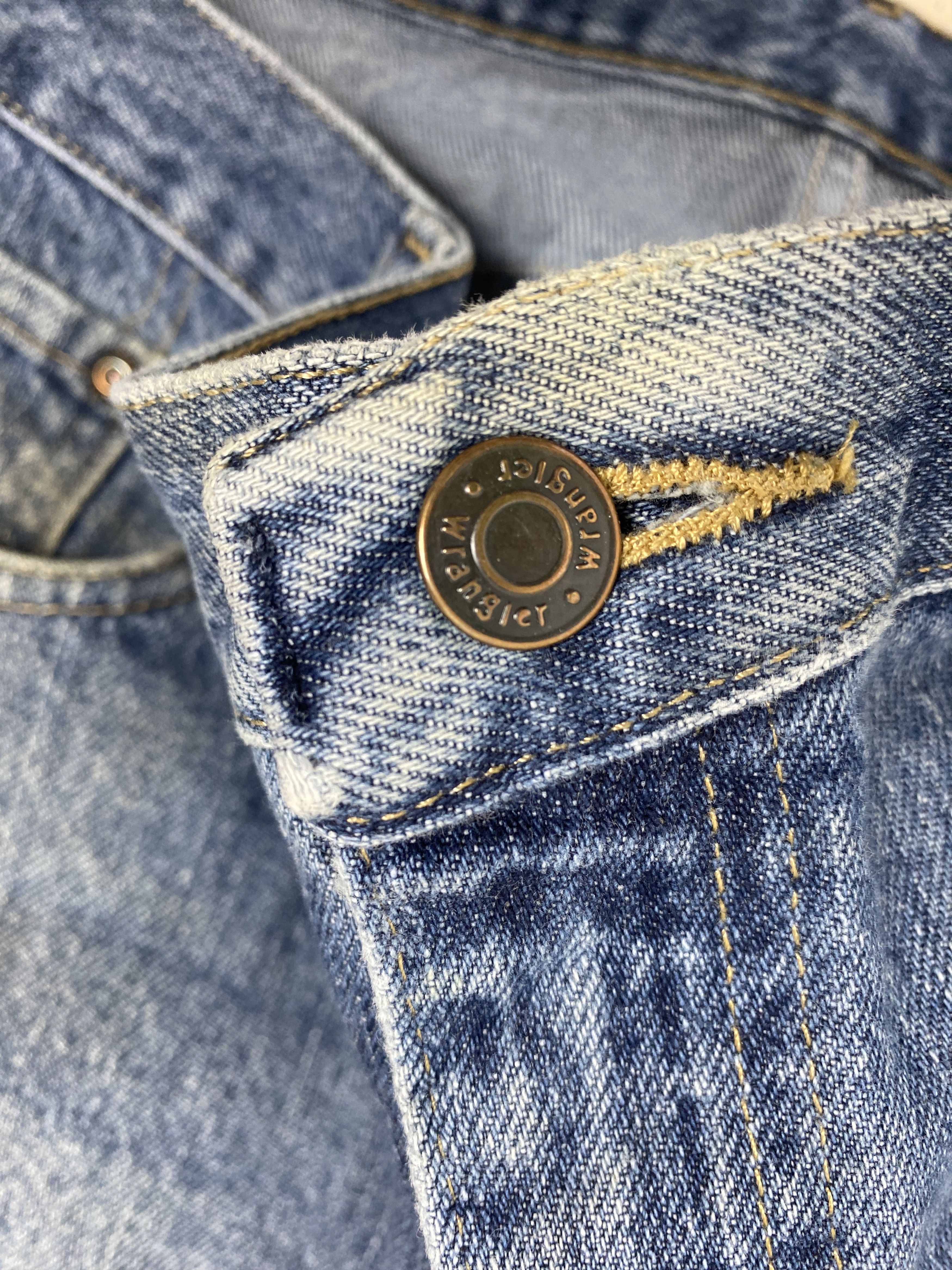 Vintage Vintage 90s WRANGLER Faded Straight Cut Mid Wash Jeans P0461 Size US 40 / EU 56 - 11 Thumbnail