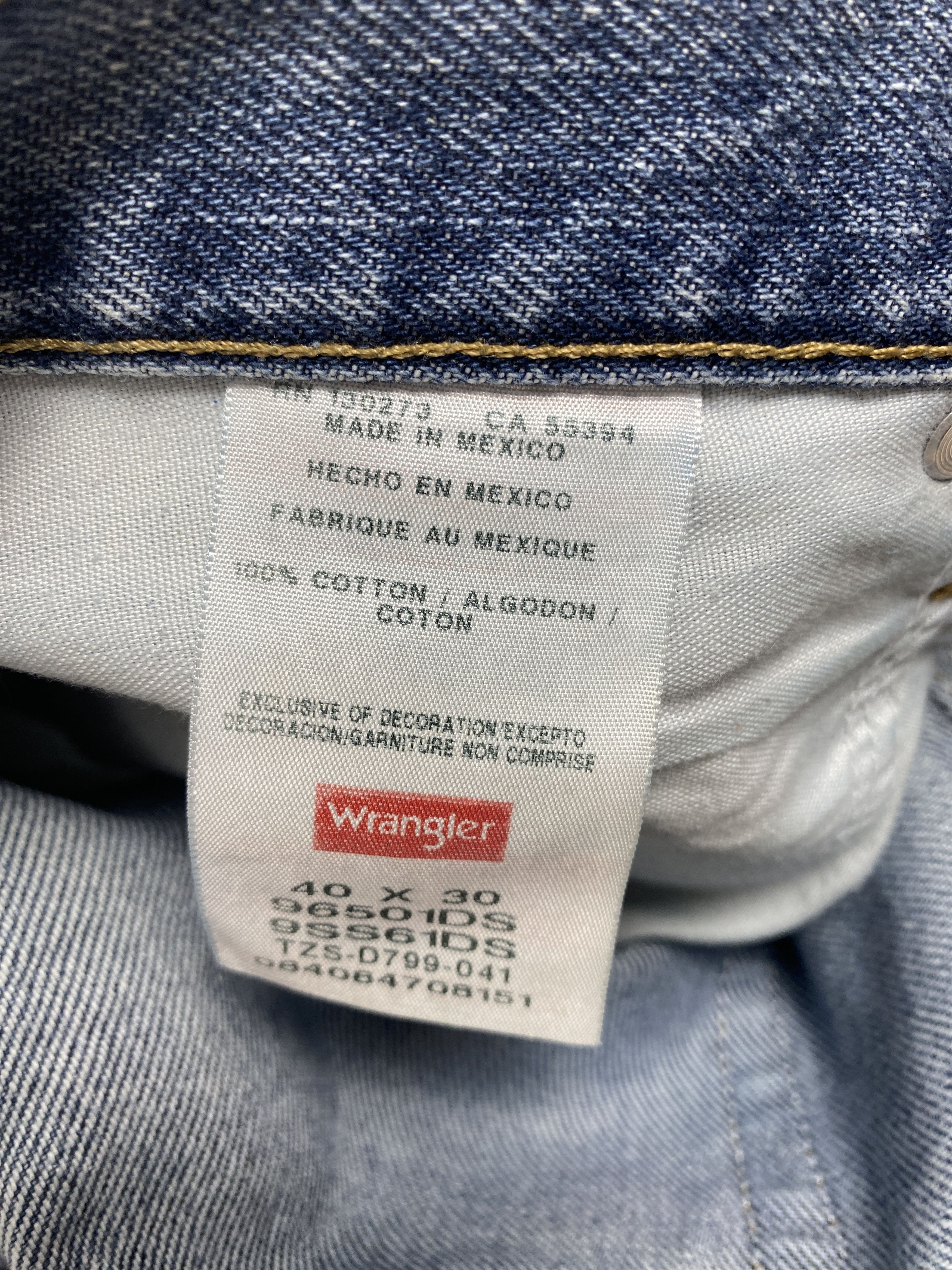 Vintage Vintage 90s WRANGLER Faded Straight Cut Mid Wash Jeans P0461 Size US 40 / EU 56 - 8 Thumbnail