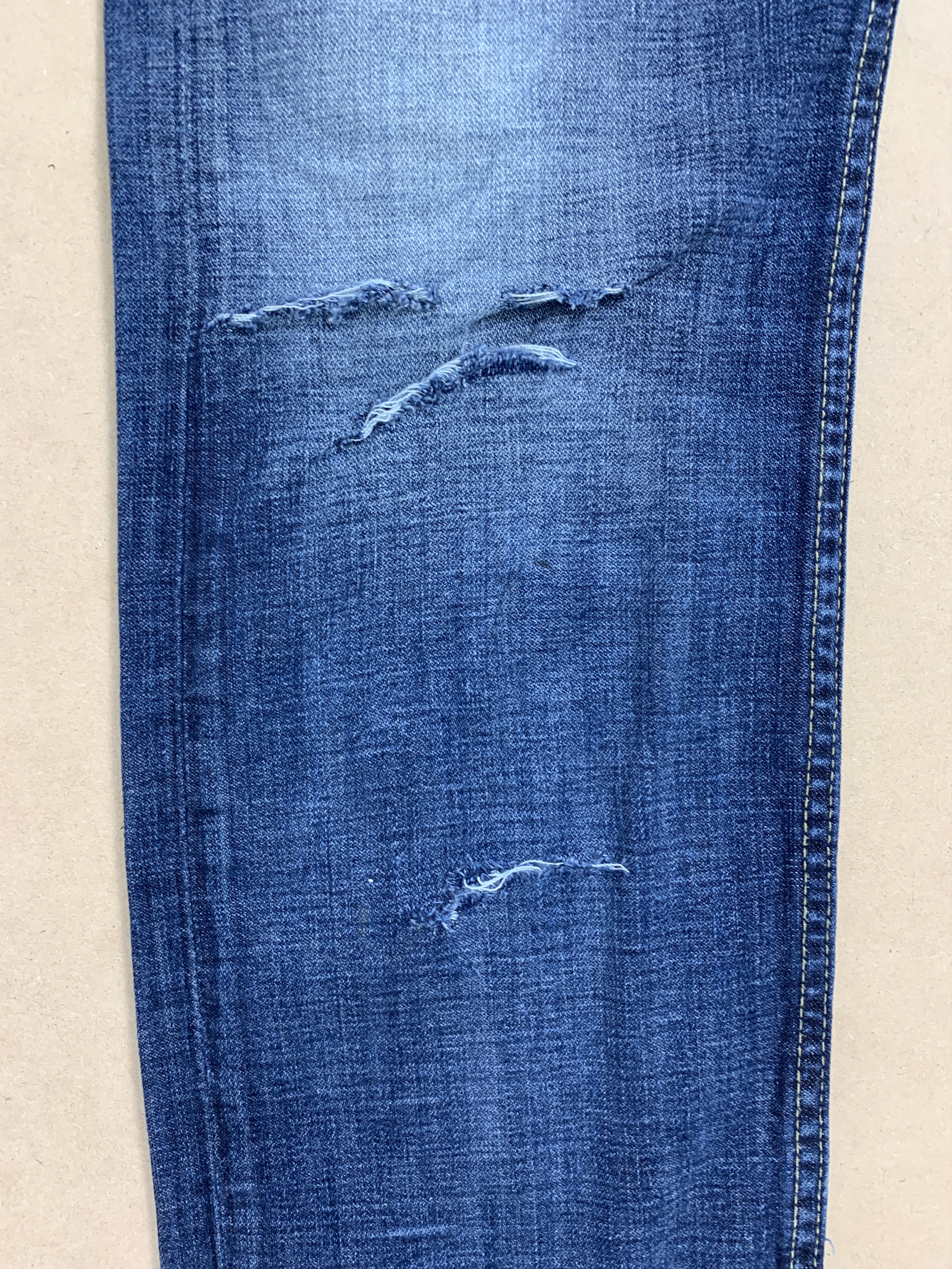 Levi's × Vintage Vintage Levi's 513 Slim Straight Cut Faded Distressed Jeans Size US 35 - 5 Thumbnail