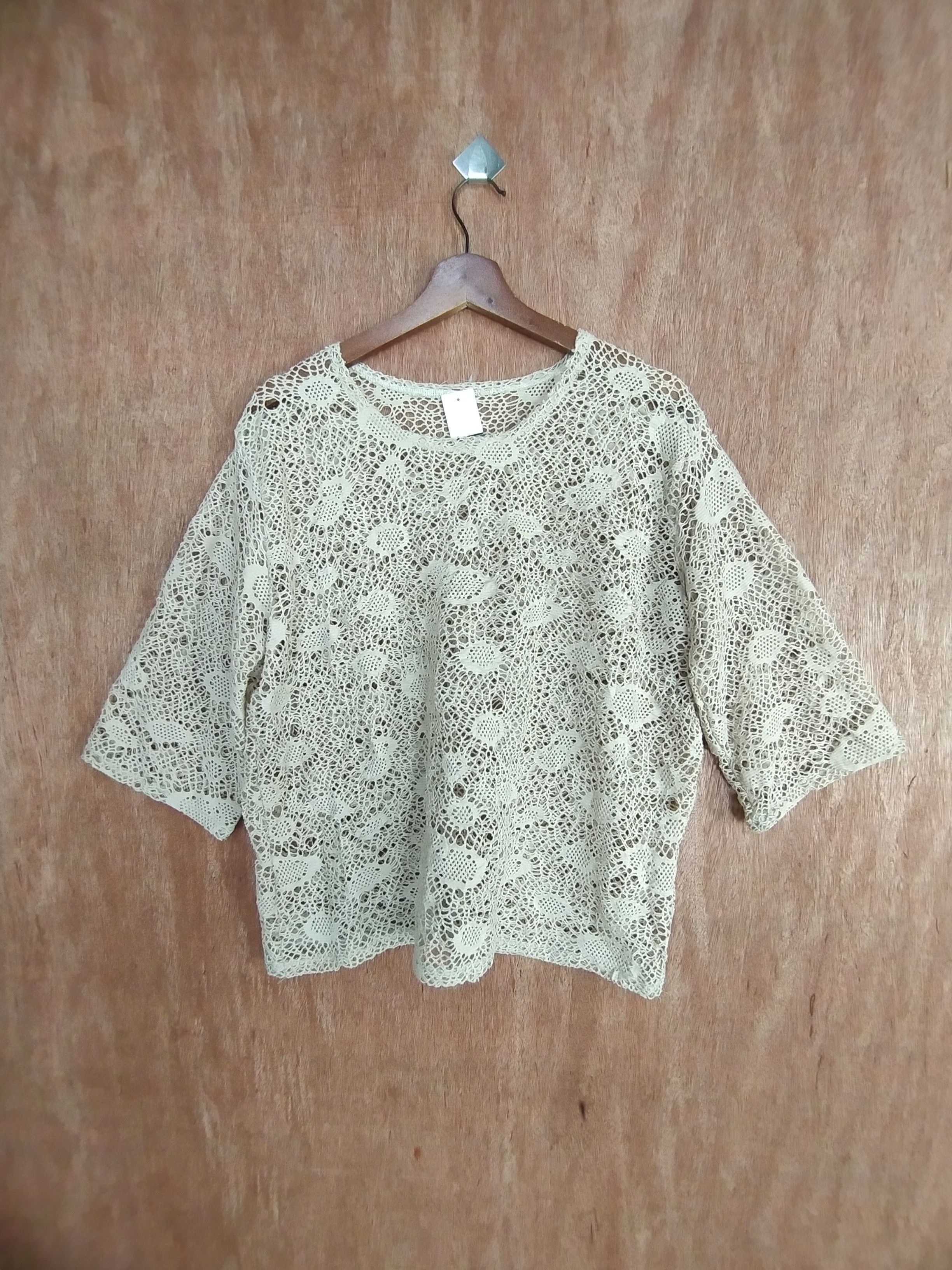 Vintage Japan crochet mesh net Cream knitwear #S018 Size US M / EU 48-50 / 2 - 1 Thumbnail