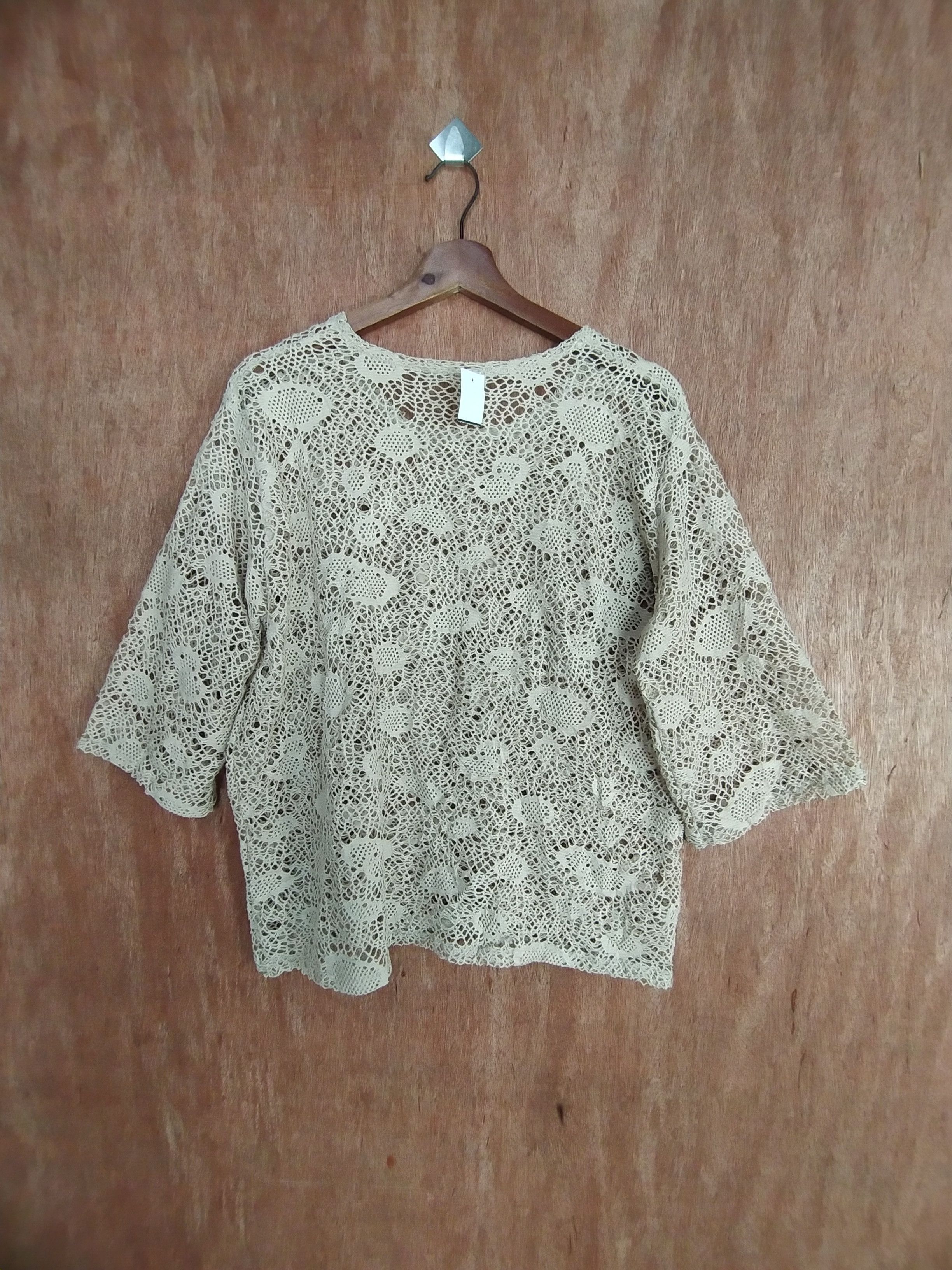 Vintage Japan crochet mesh net Cream knitwear #S018 Size US M / EU 48-50 / 2 - 7 Thumbnail