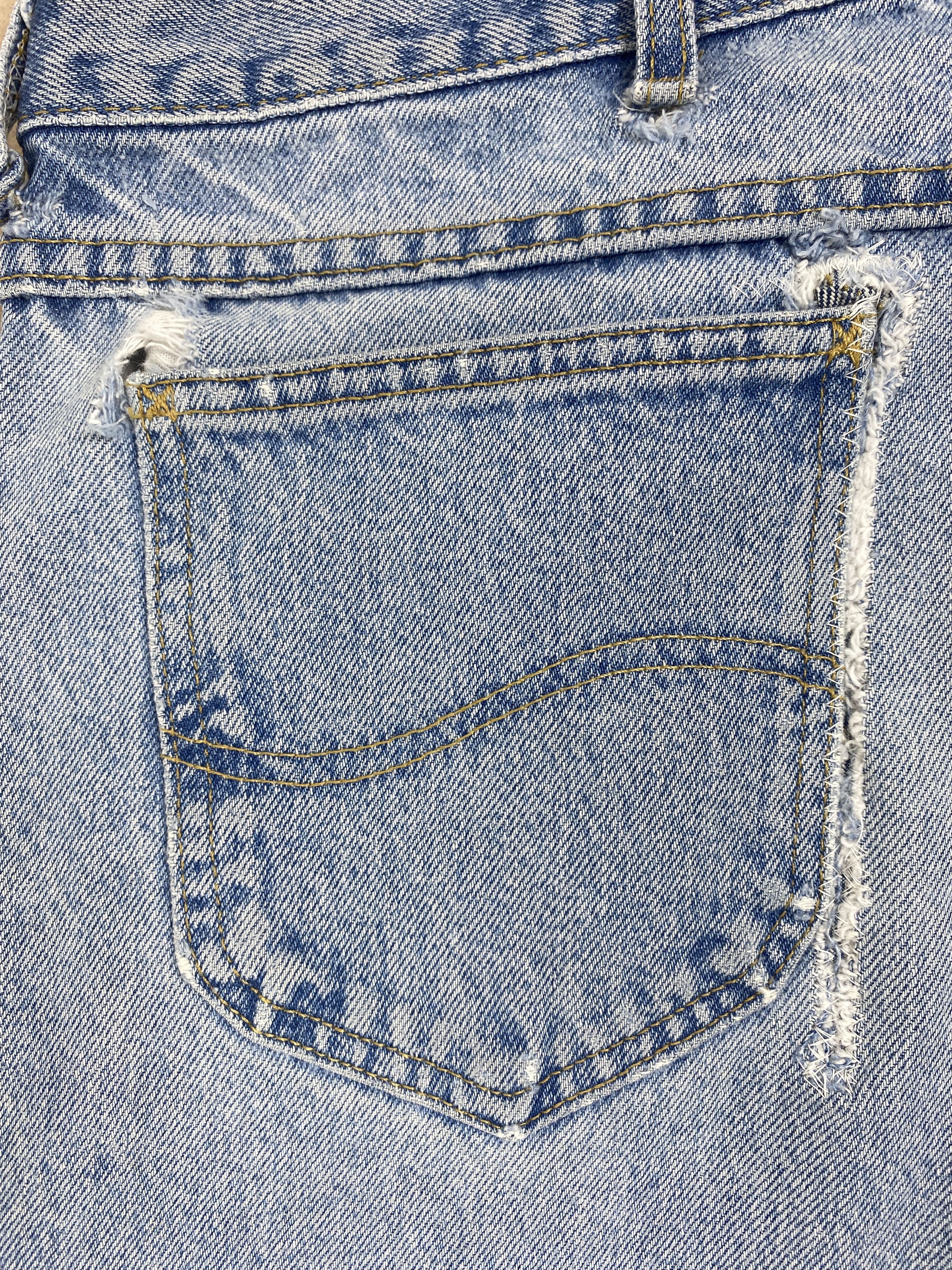 Lee Vintage Lee Straight Cut Distressed Faded Jeans P0434 Size US 33 - 8 Thumbnail