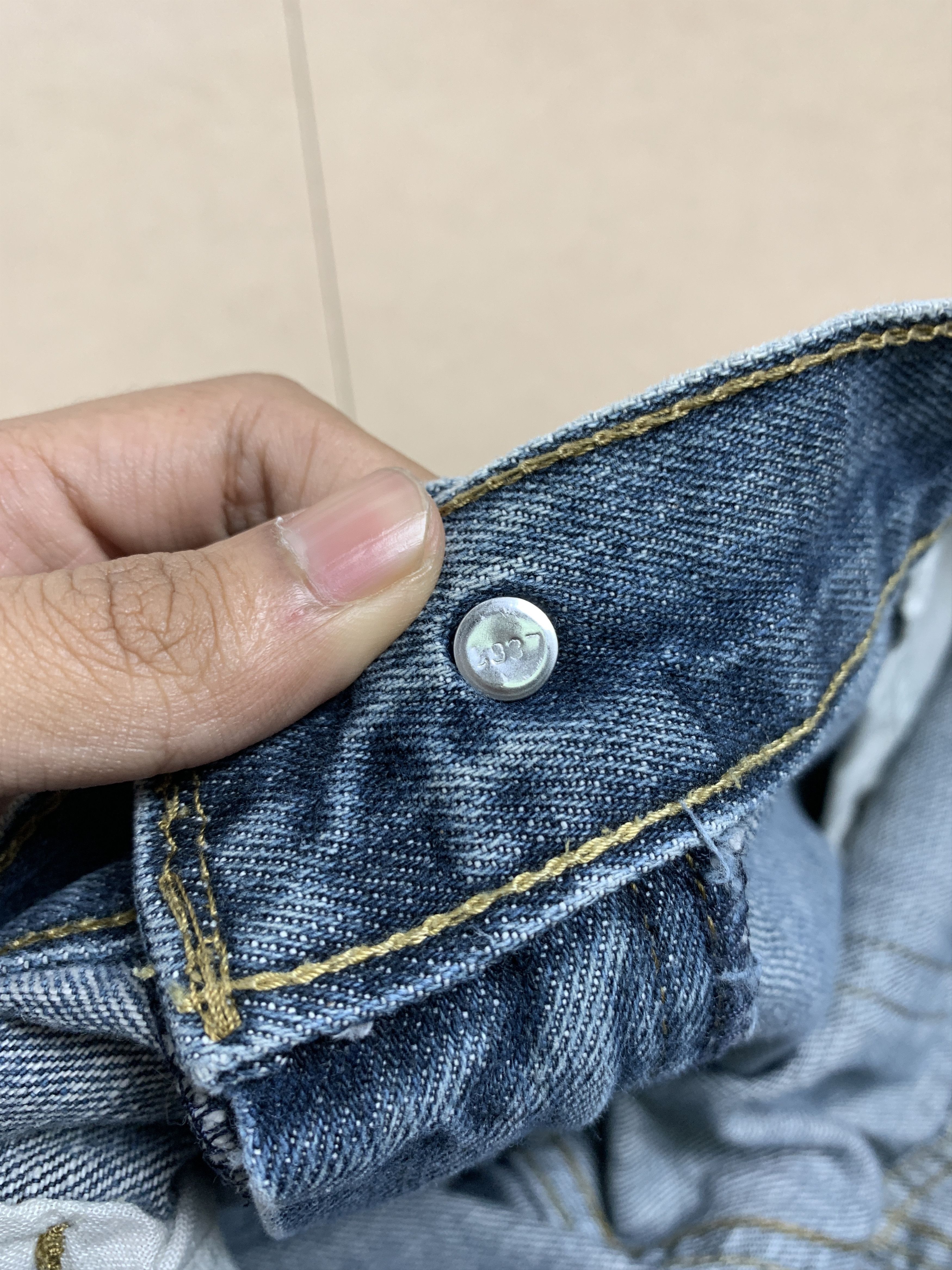Levi's × Vintage Vintage Levis 514 Straight Cut Faded Blue Jeans Size US 36 / EU 52 - 18 Thumbnail