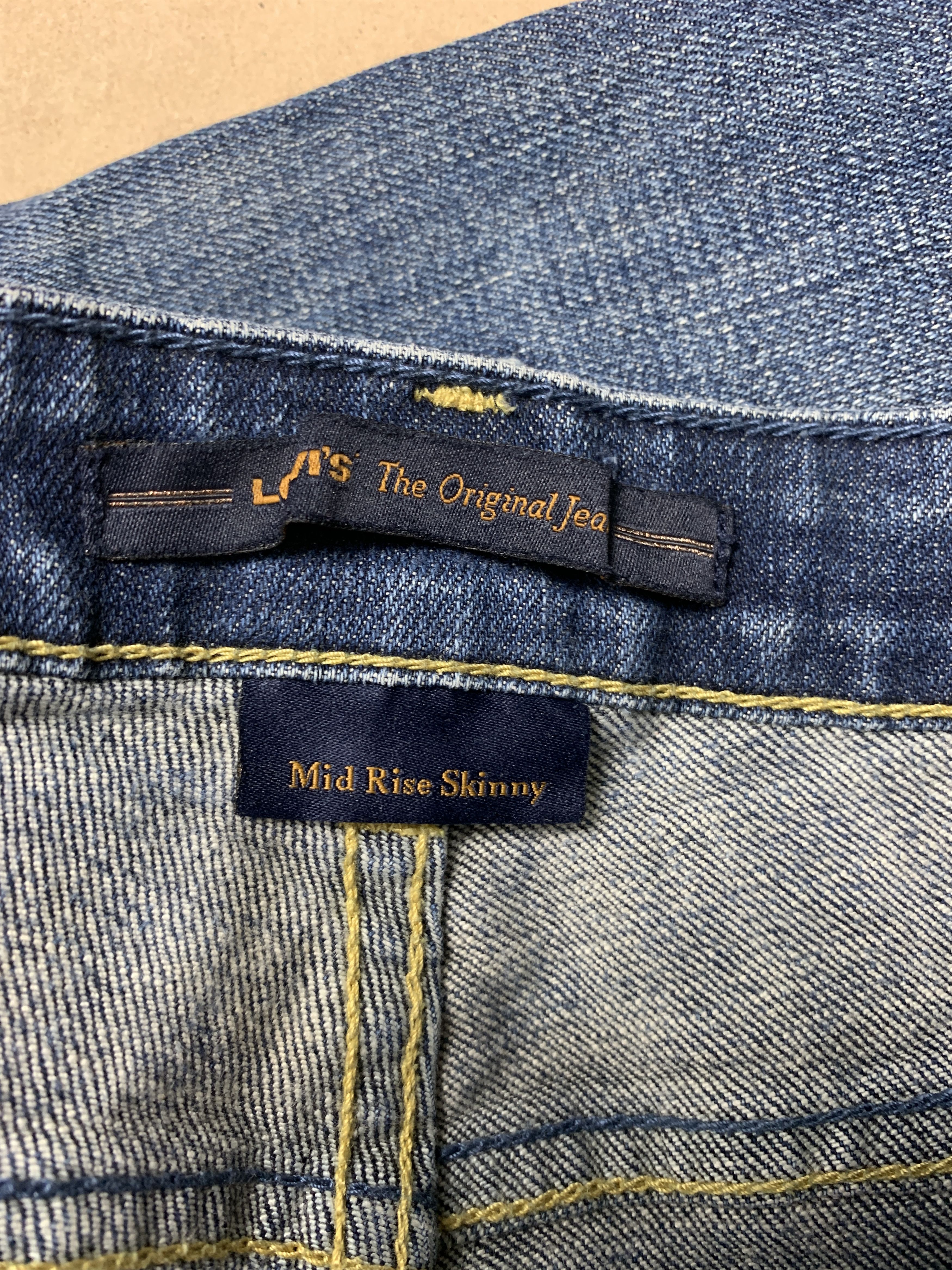 Levi's Vintage Levis Mid Skinny Distressed Jeans P0294 Size 34" / US 12 / IT 48 - 12 Thumbnail