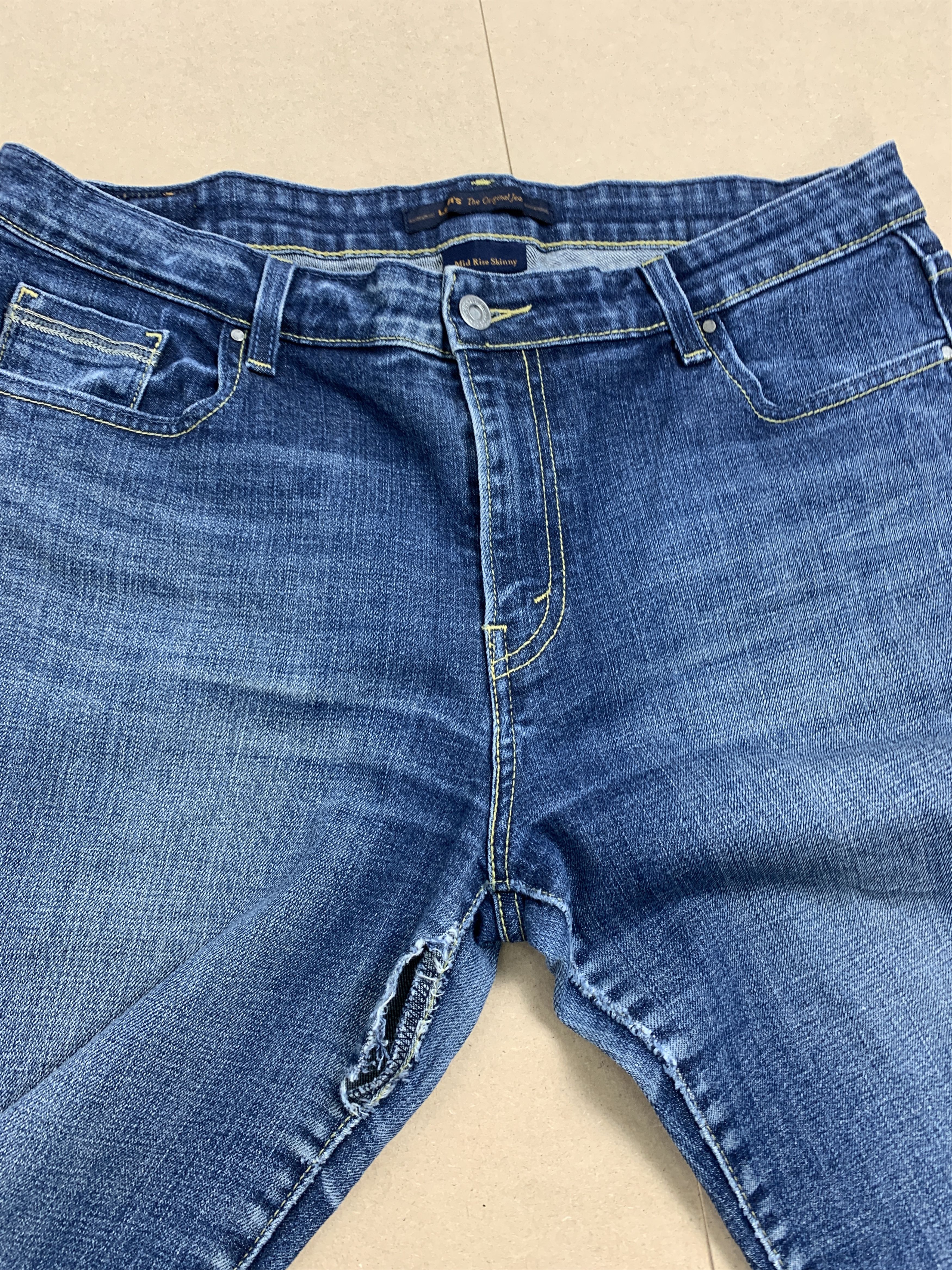 Levi's Vintage Levis Mid Skinny Distressed Jeans P0294 Size 34" / US 12 / IT 48 - 6 Thumbnail