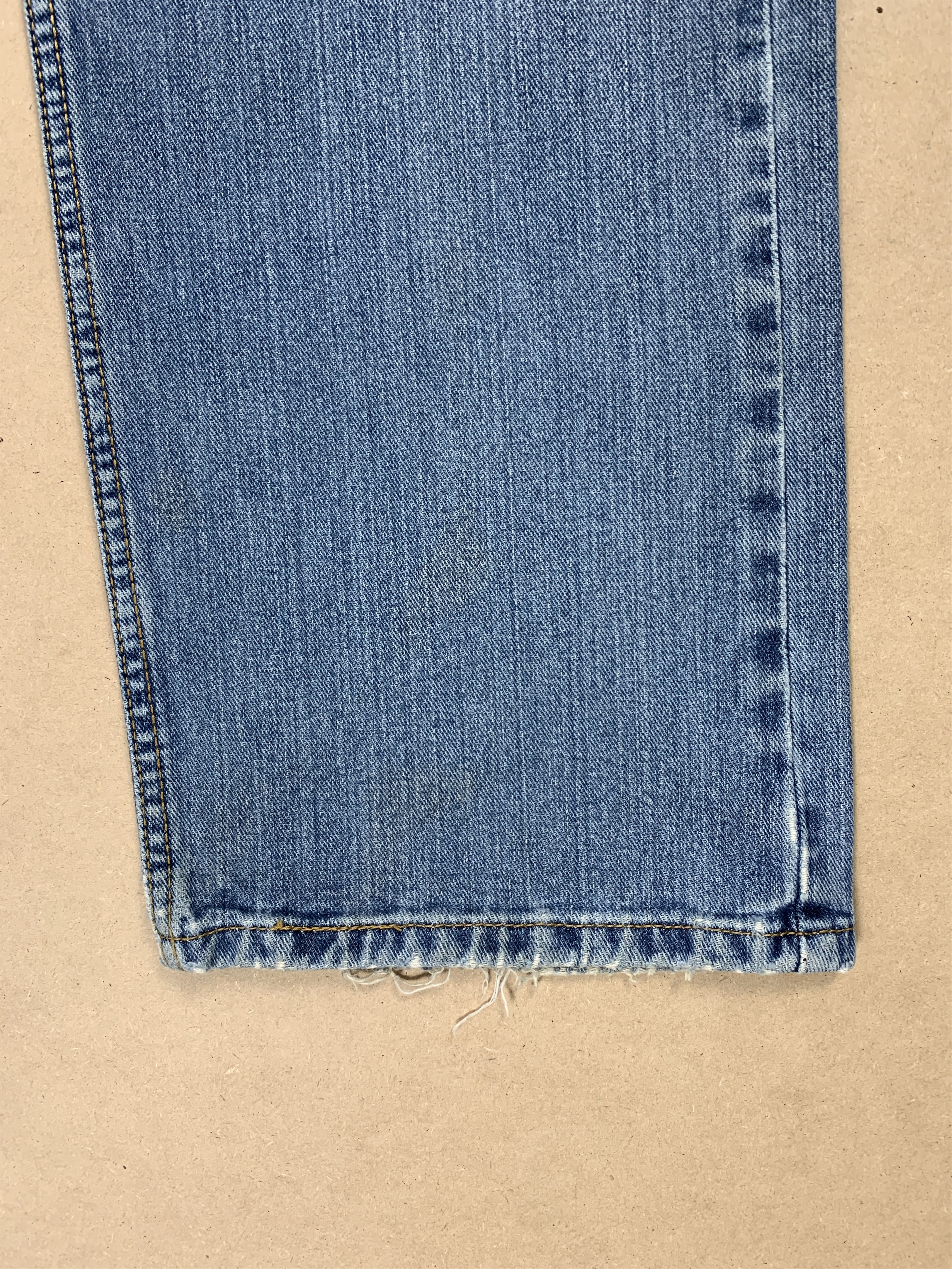 Levi's Vintage Levis 559 Straight Cut Faded Mid Wash Jeans Size US 33 - 4 Thumbnail