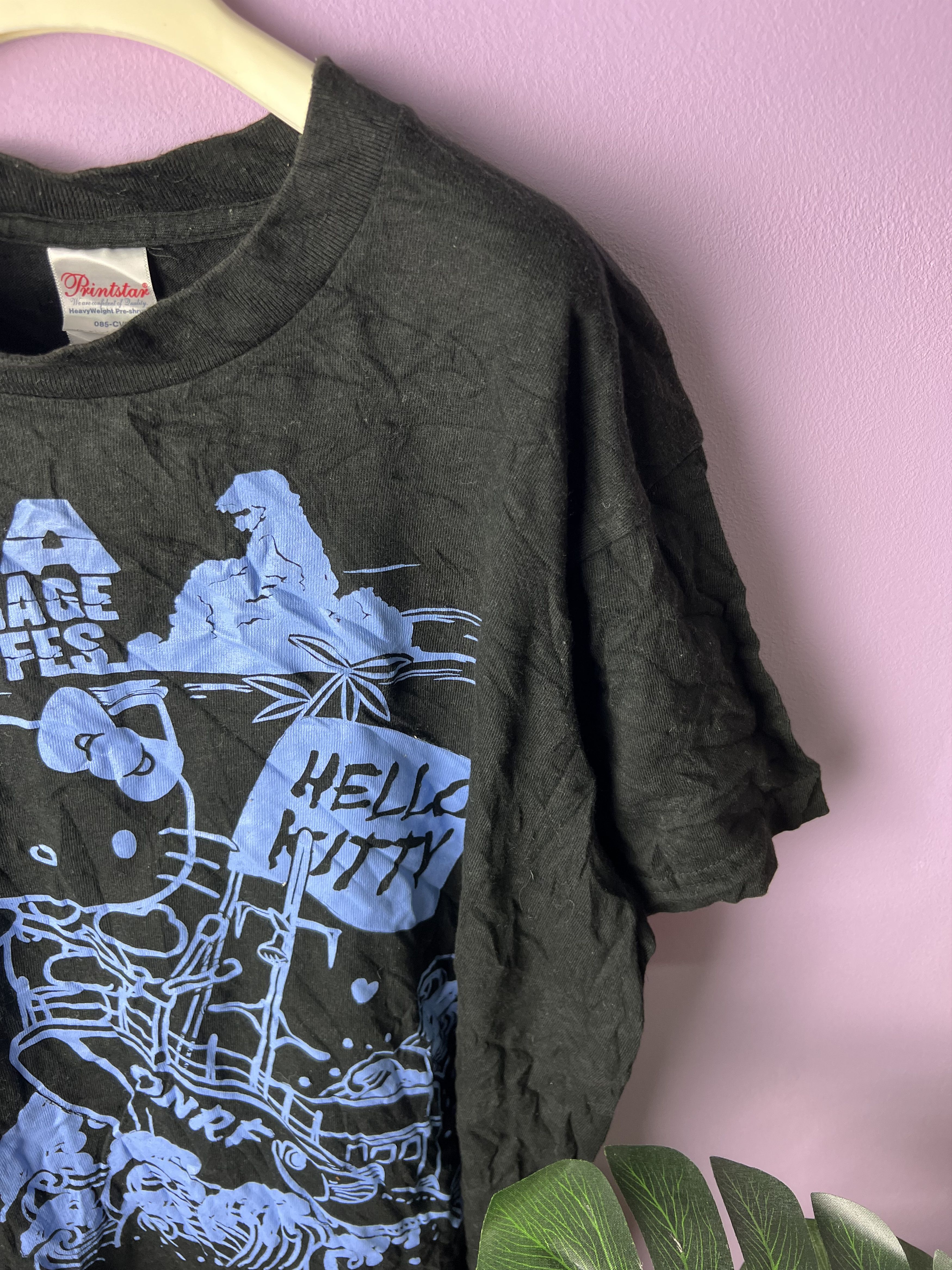 Anime 🔥Hello Kitty Oga Namahage Rock Fest Tees Size US M / EU 48-50 / 2 - 5 Thumbnail