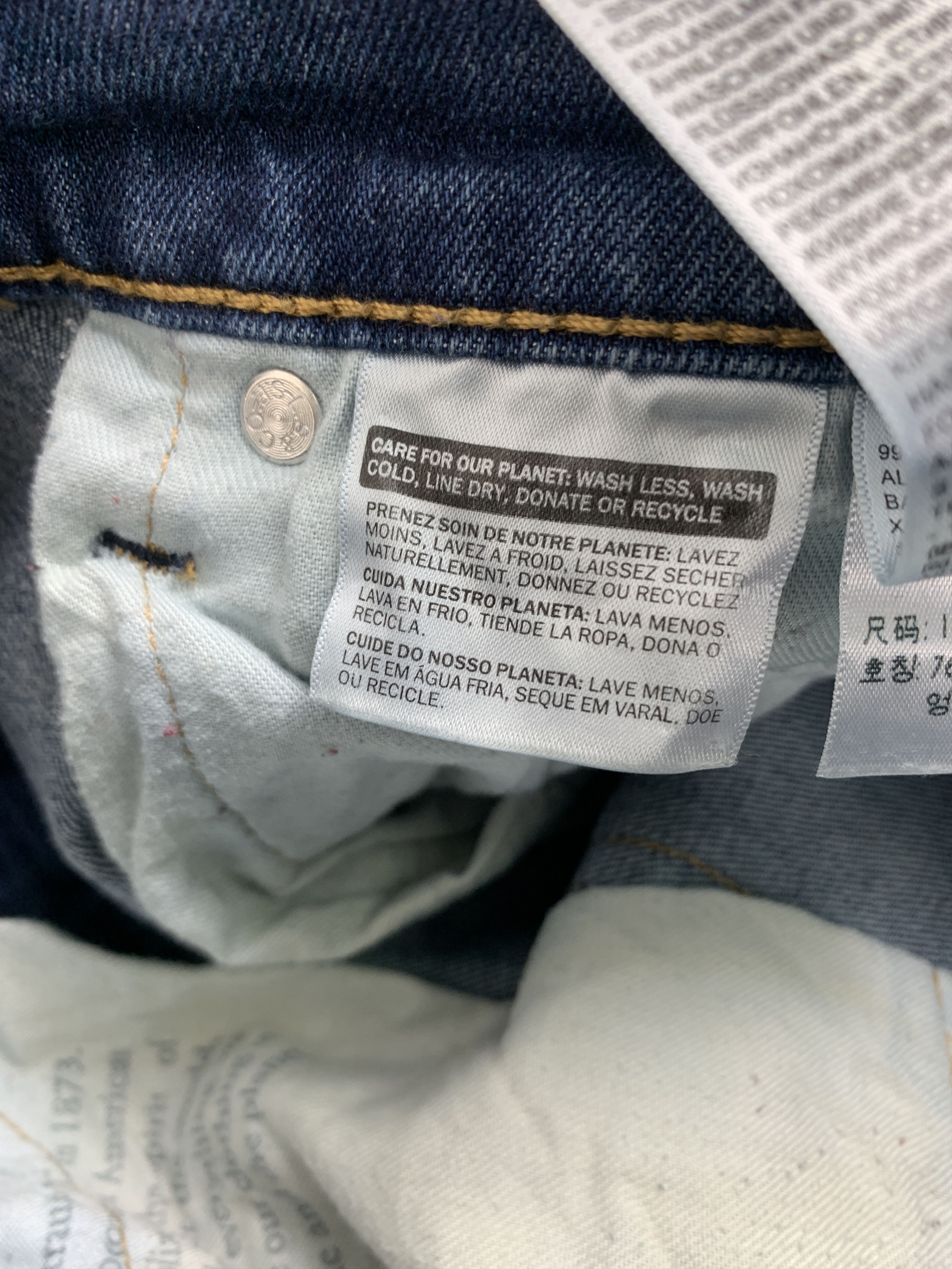 Levi's Vintage Levi's 511 Slim Fit Faded Jeans P0202 Size US 30 / EU 46 - 16 Thumbnail