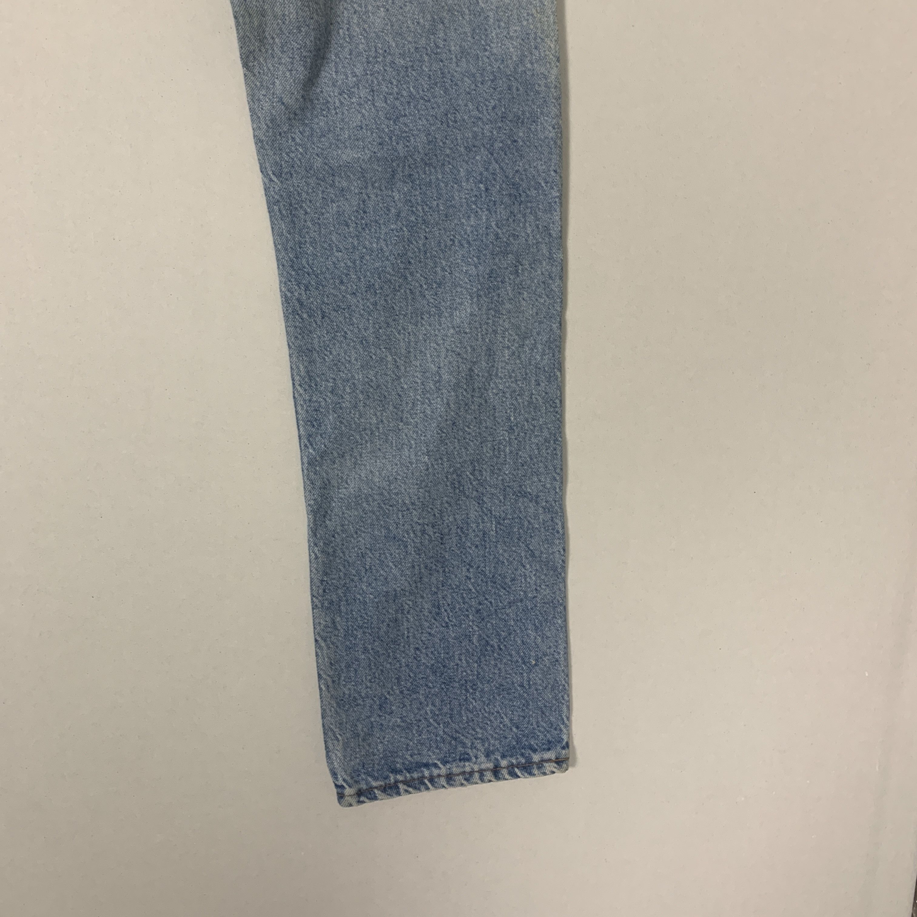 Levi's Vintage 80s LEVI'S 505 Faded Mid Wash Jeans P0033 Size US 30 / EU 46 - 14 Thumbnail