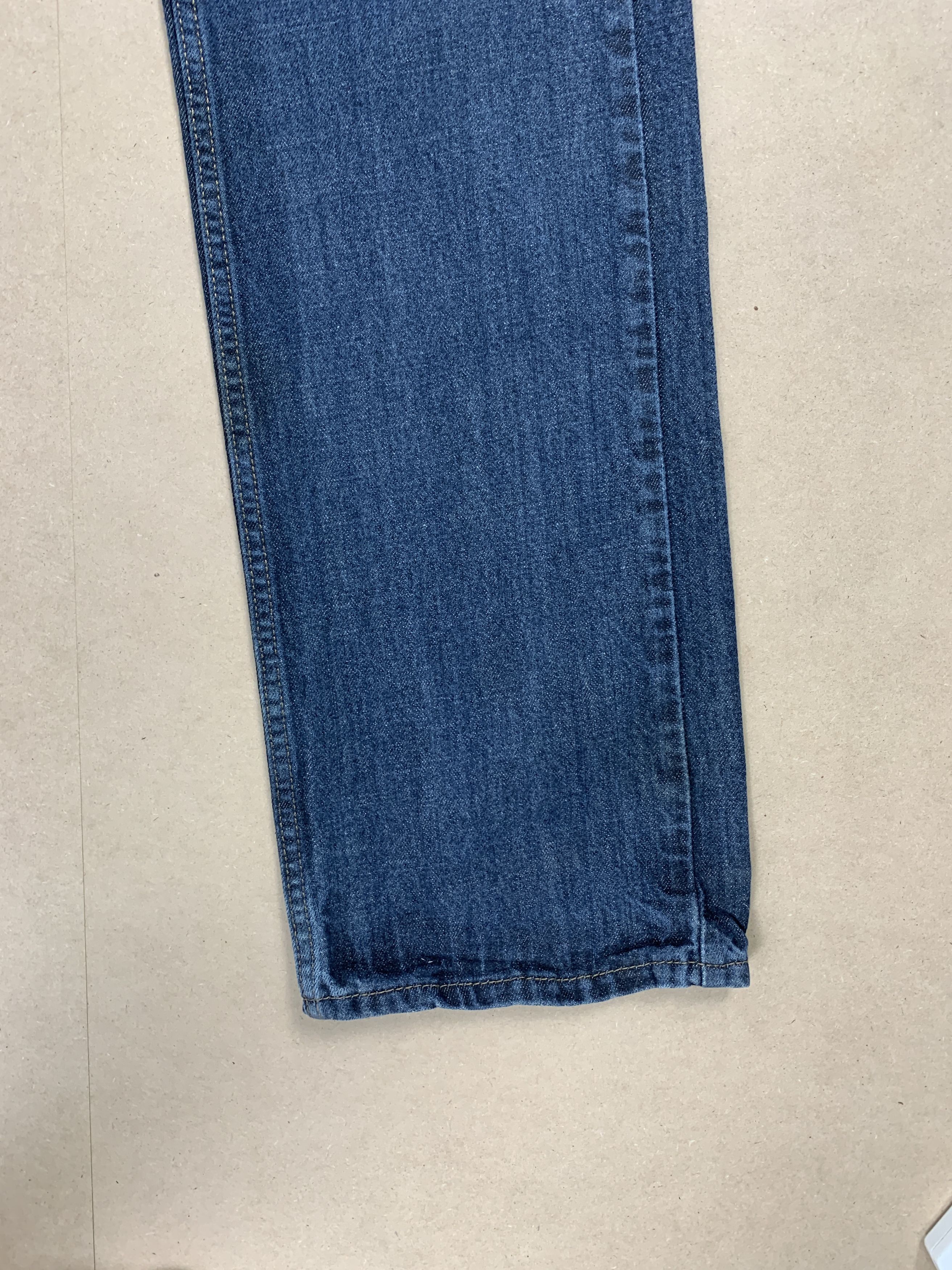 Levi's × Vintage Vintage Levis 559 Straight Cut Blue Jeans Size US 33 - 3 Thumbnail