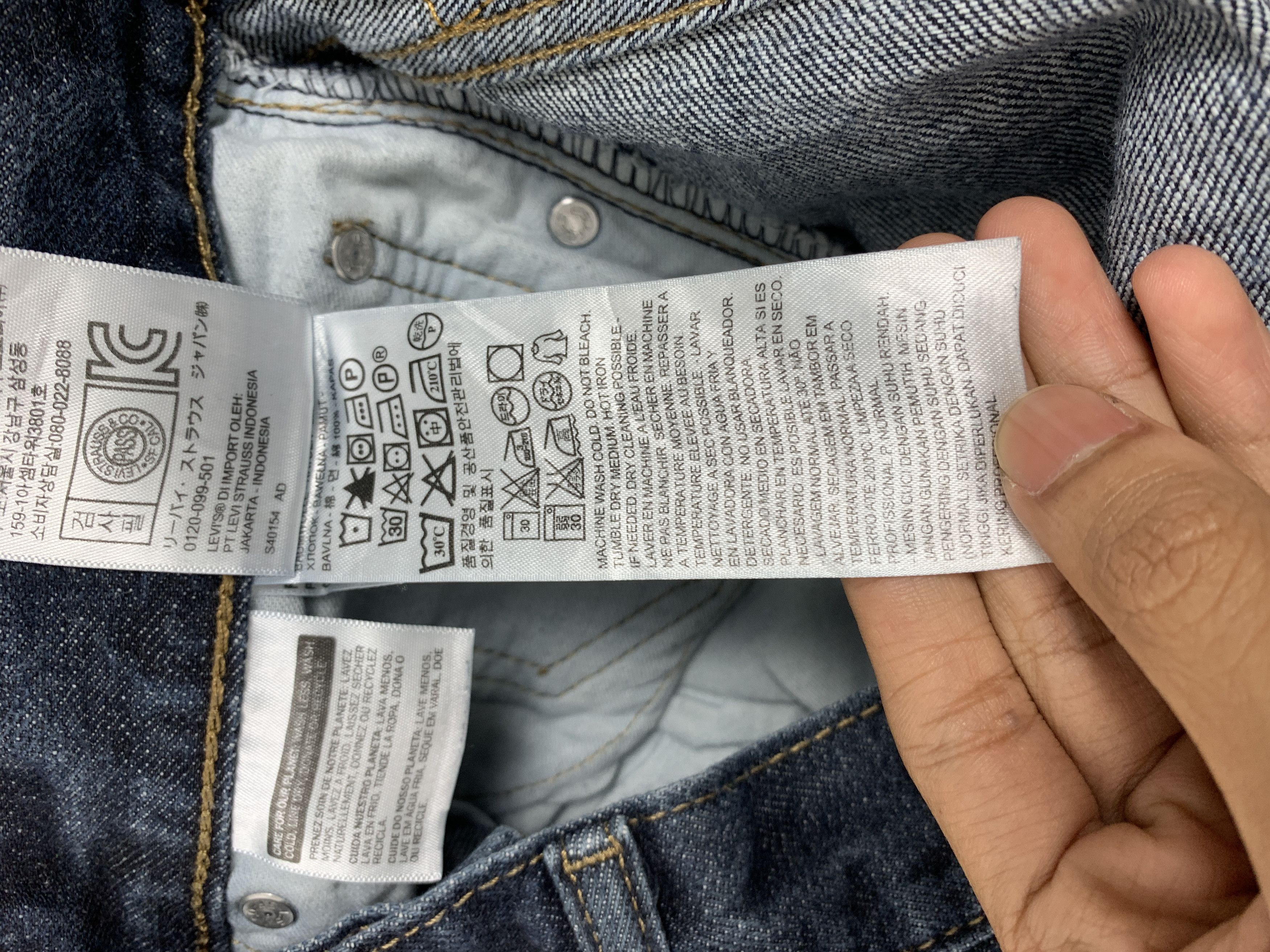 Levi's × Vintage Vintage Levis 559 Straight Cut Blue Jeans Size US 33 - 14 Thumbnail