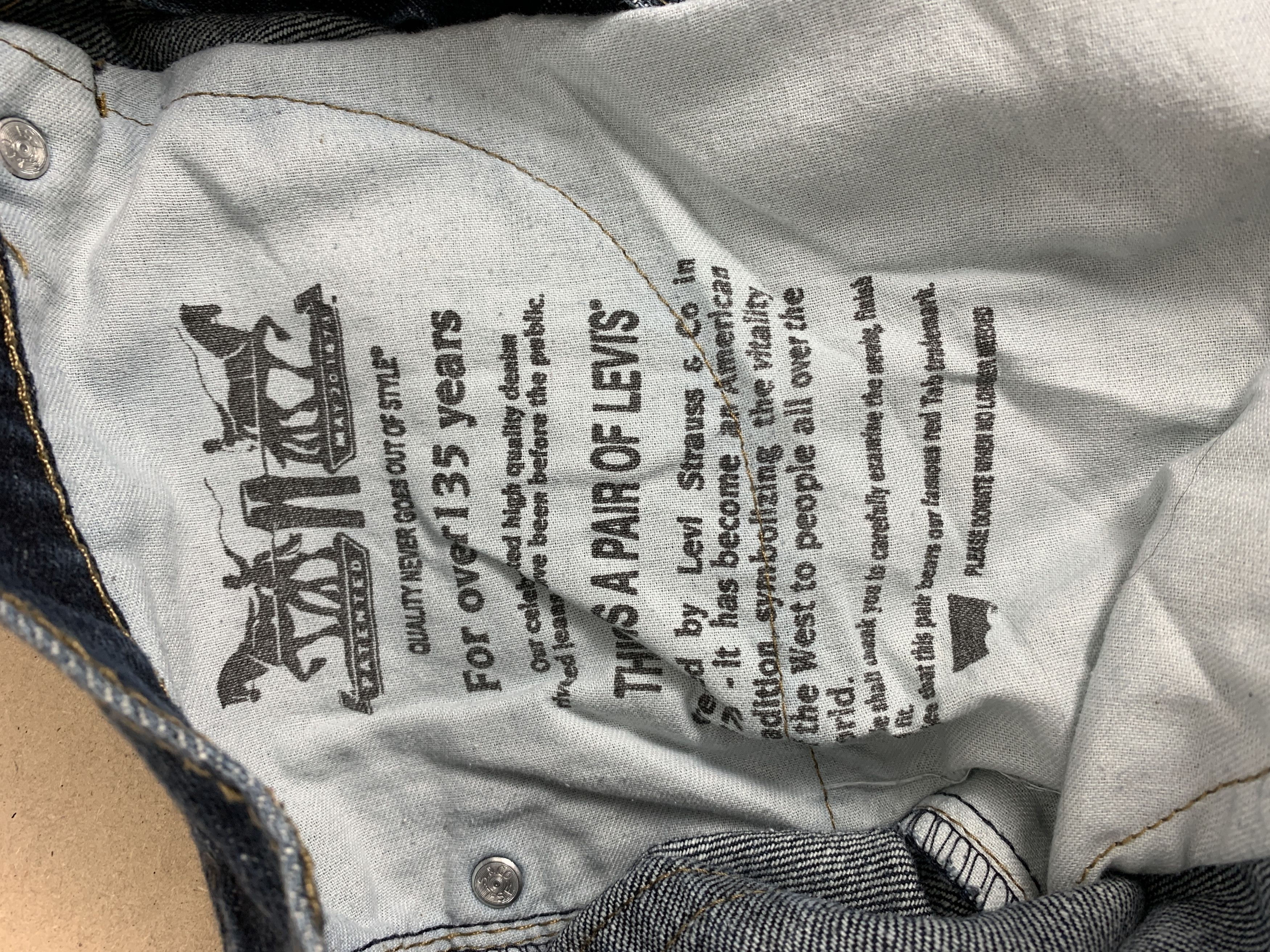 Levi's × Vintage Vintage Levis 559 Straight Cut Blue Jeans Size US 33 - 9 Thumbnail