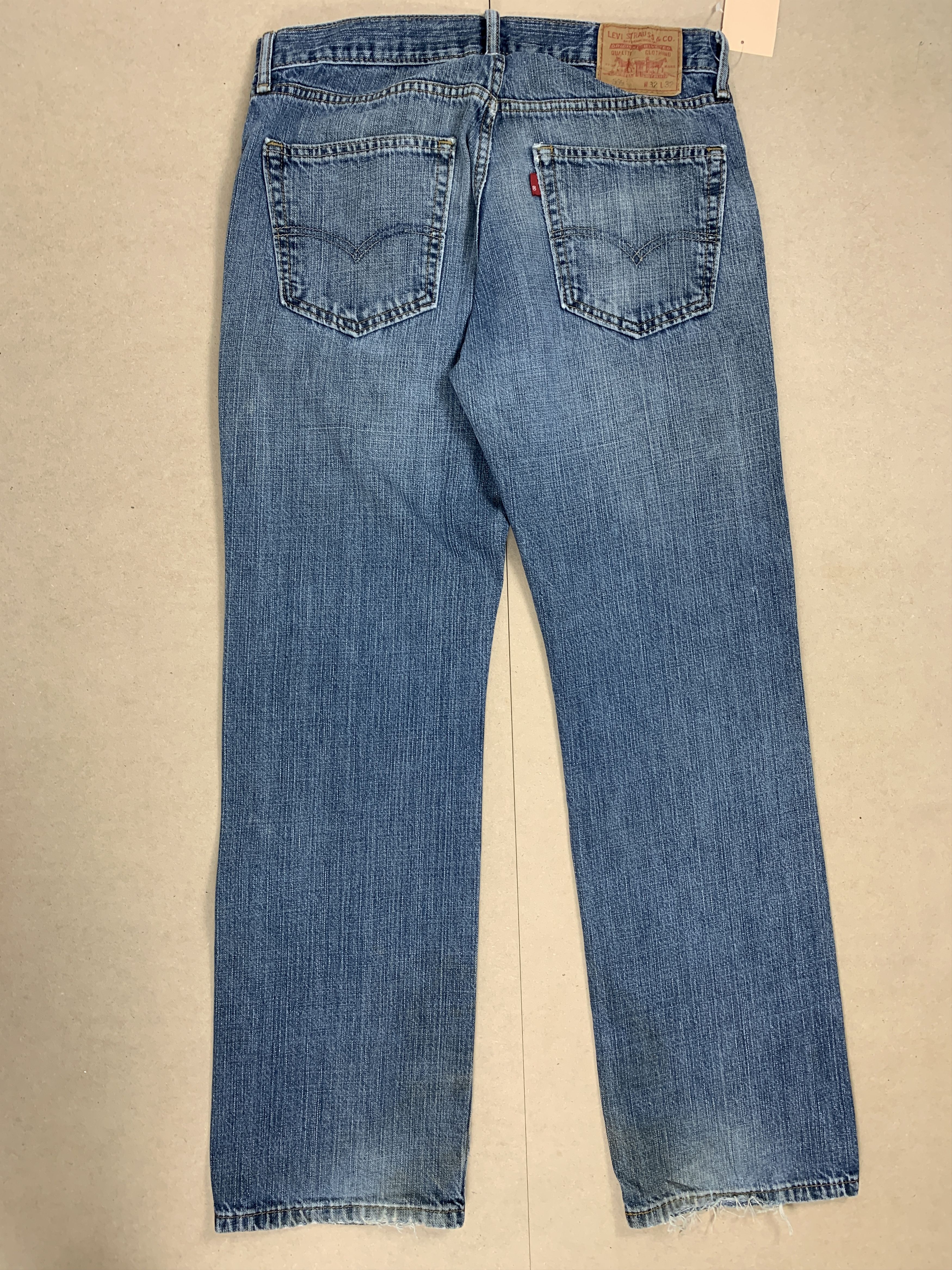 Levi's Vintage Levis 559 Straight Cut Faded Jeans Size US 32 / EU 48 - 6 Thumbnail