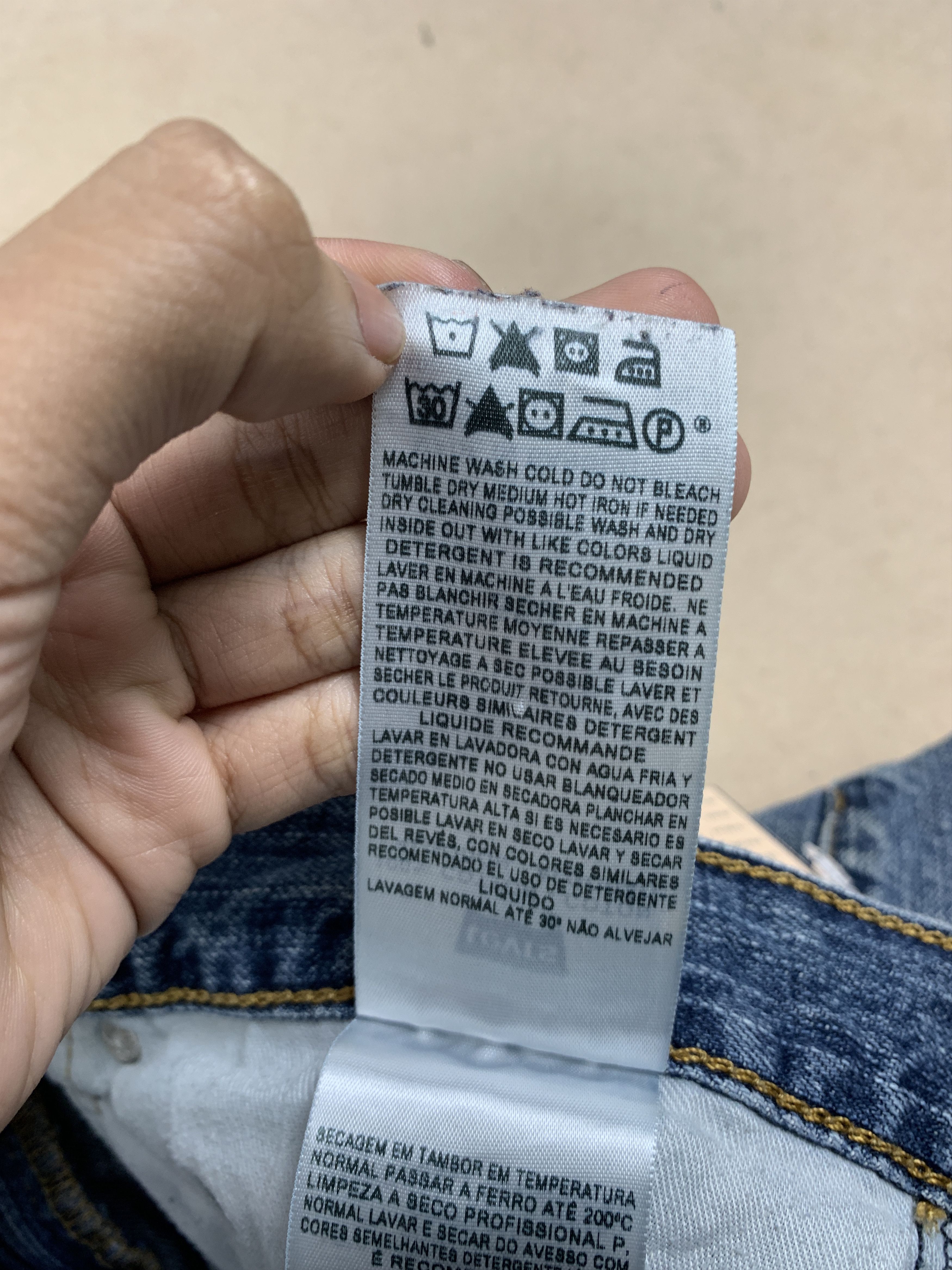 Levi's Vintage Levis 559 Straight Cut Faded Jeans Size US 32 / EU 48 - 13 Thumbnail