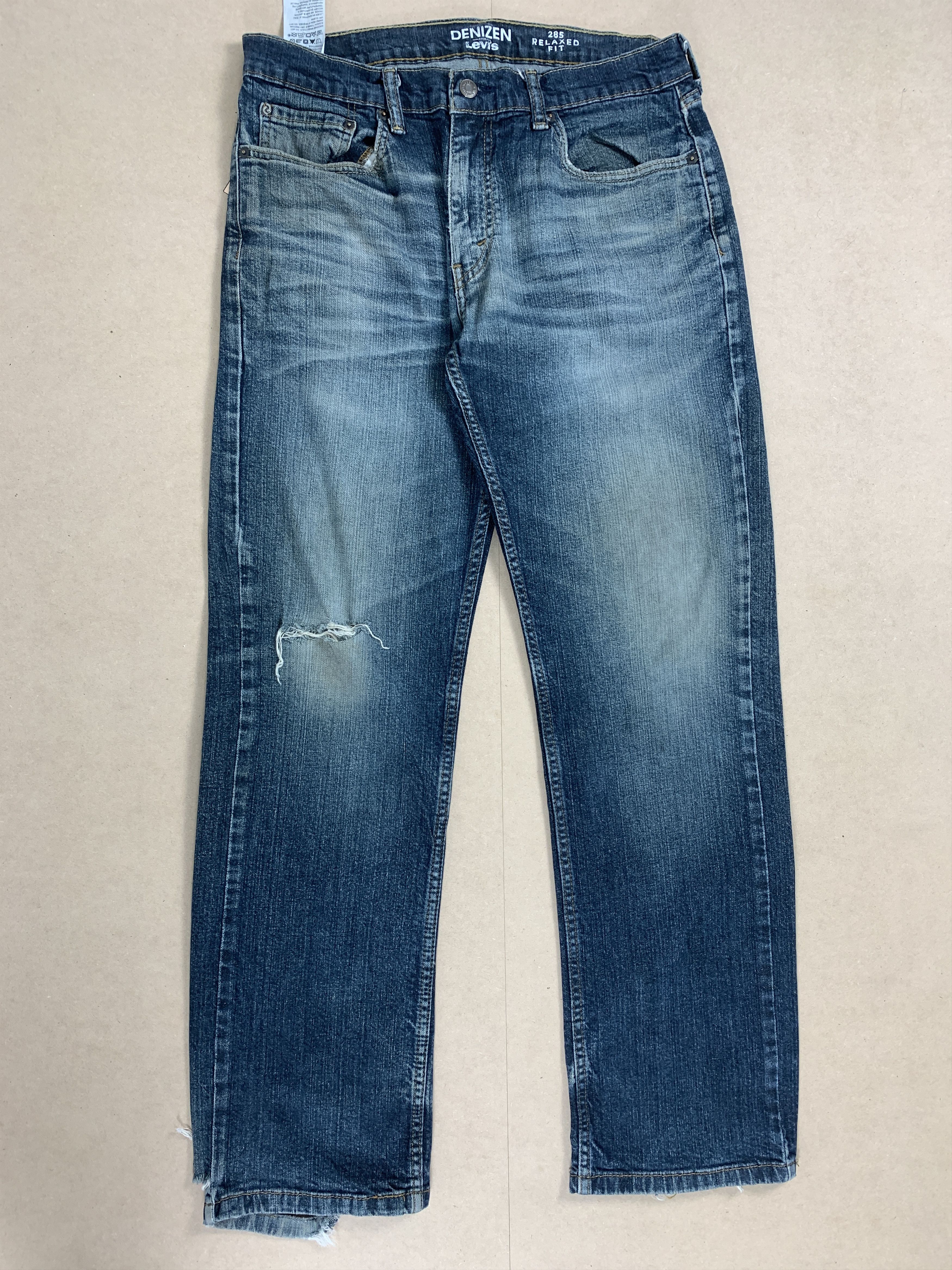 image of Denizen Levi's Faded Distressed Men Blue Denim (Size 32)