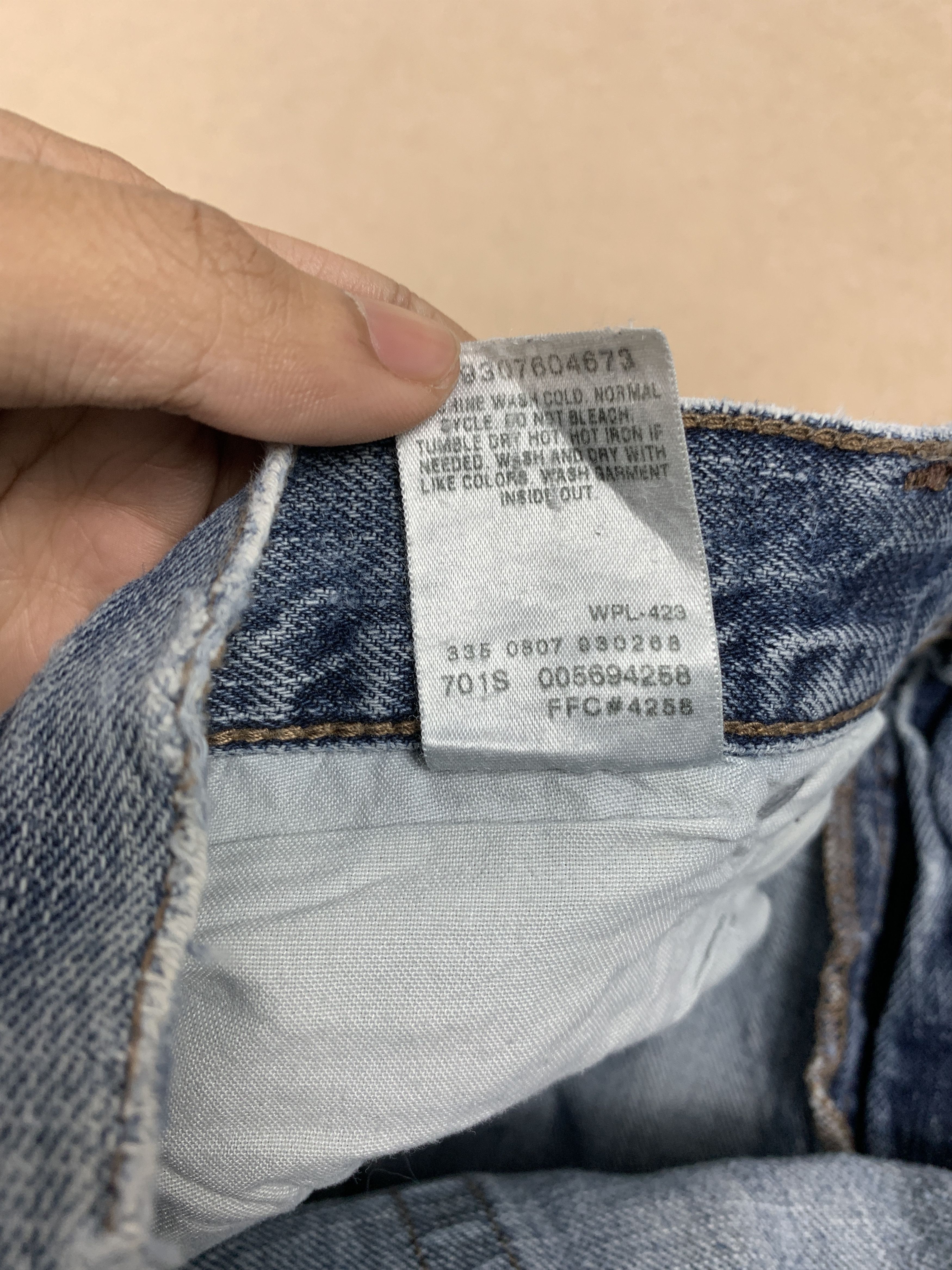 Levi's Vintage Levis 569 Straight Cut faded Mid Wash Jeans Size US 38 / EU 54 - 13 Thumbnail