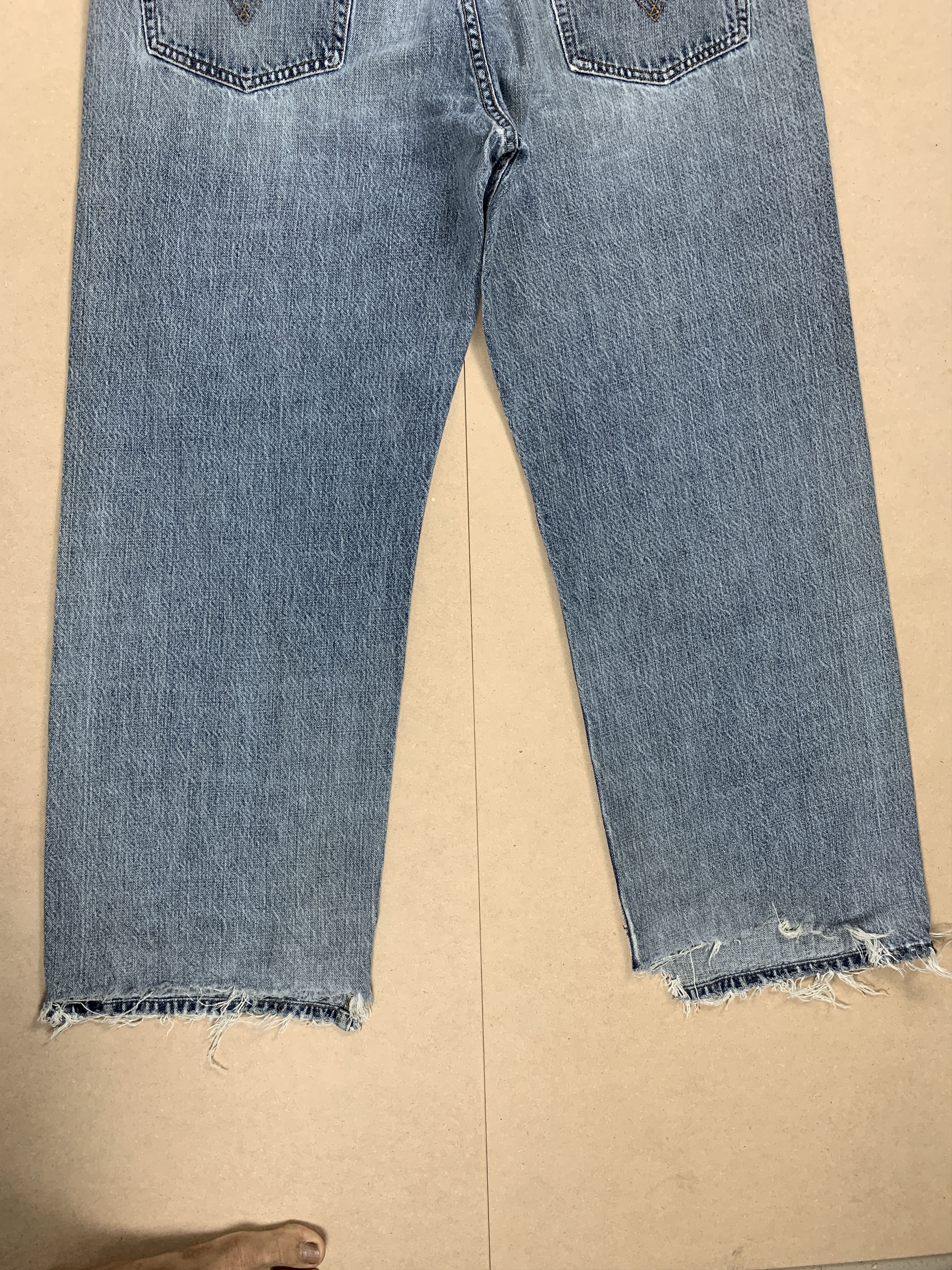 Levi's Vintage Levis 569 Straight Cut faded Mid Wash Jeans Size US 38 / EU 54 - 7 Thumbnail