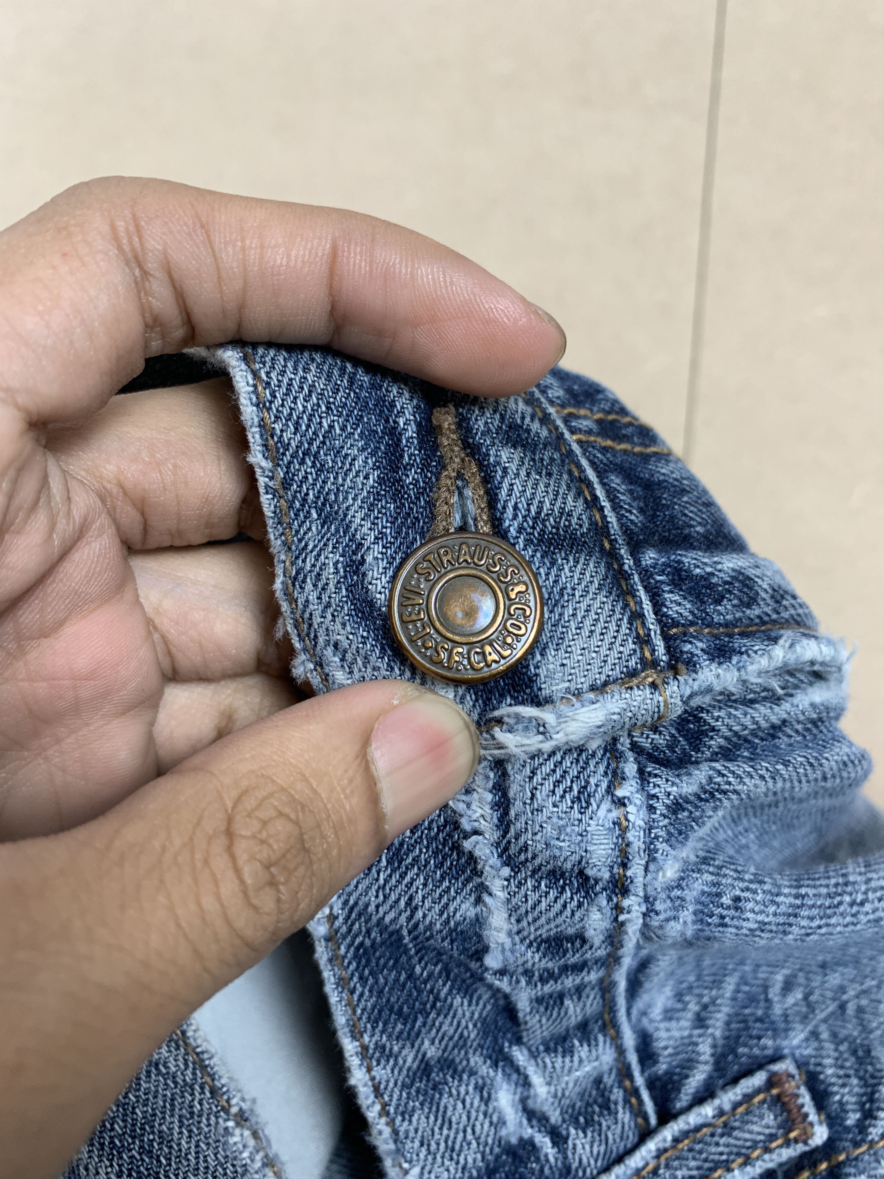 Levi's Vintage Levis 569 Straight Cut faded Mid Wash Jeans Size US 38 / EU 54 - 15 Thumbnail