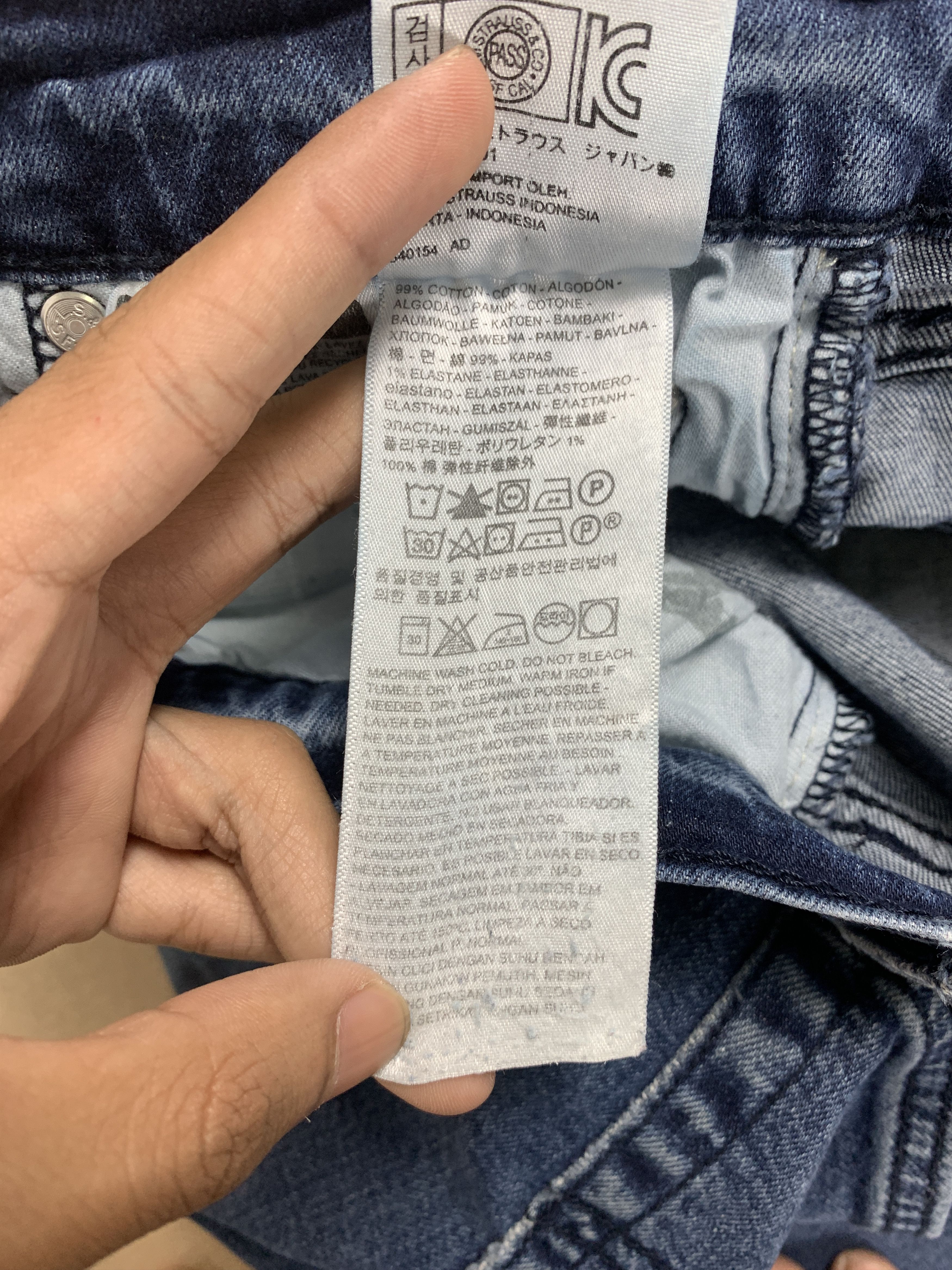Levi's × Vintage Vintage Levis 513 Straightcut Medium Wash Jeans Size US 32 / EU 48 - 15 Thumbnail