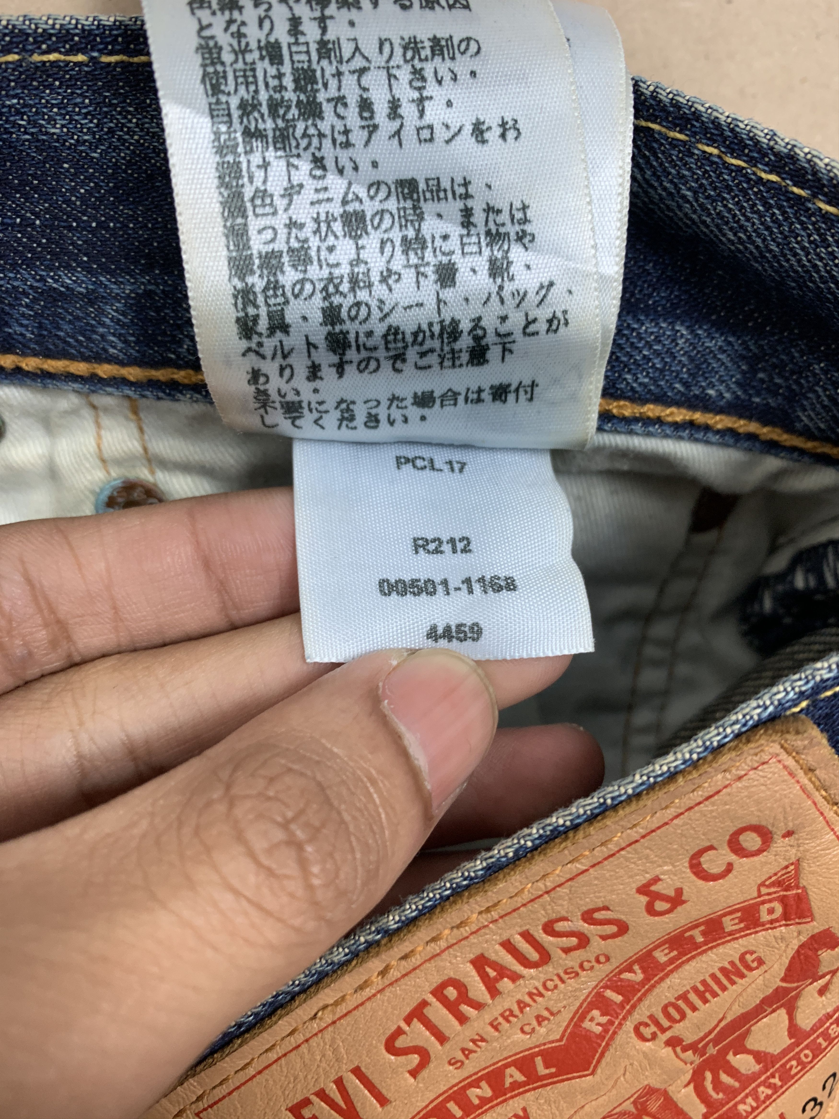 Levi's Vintage 90s Levis 501 Straight Cut Faded Jeans P0305 Size US 32 / EU 48 - 17 Thumbnail