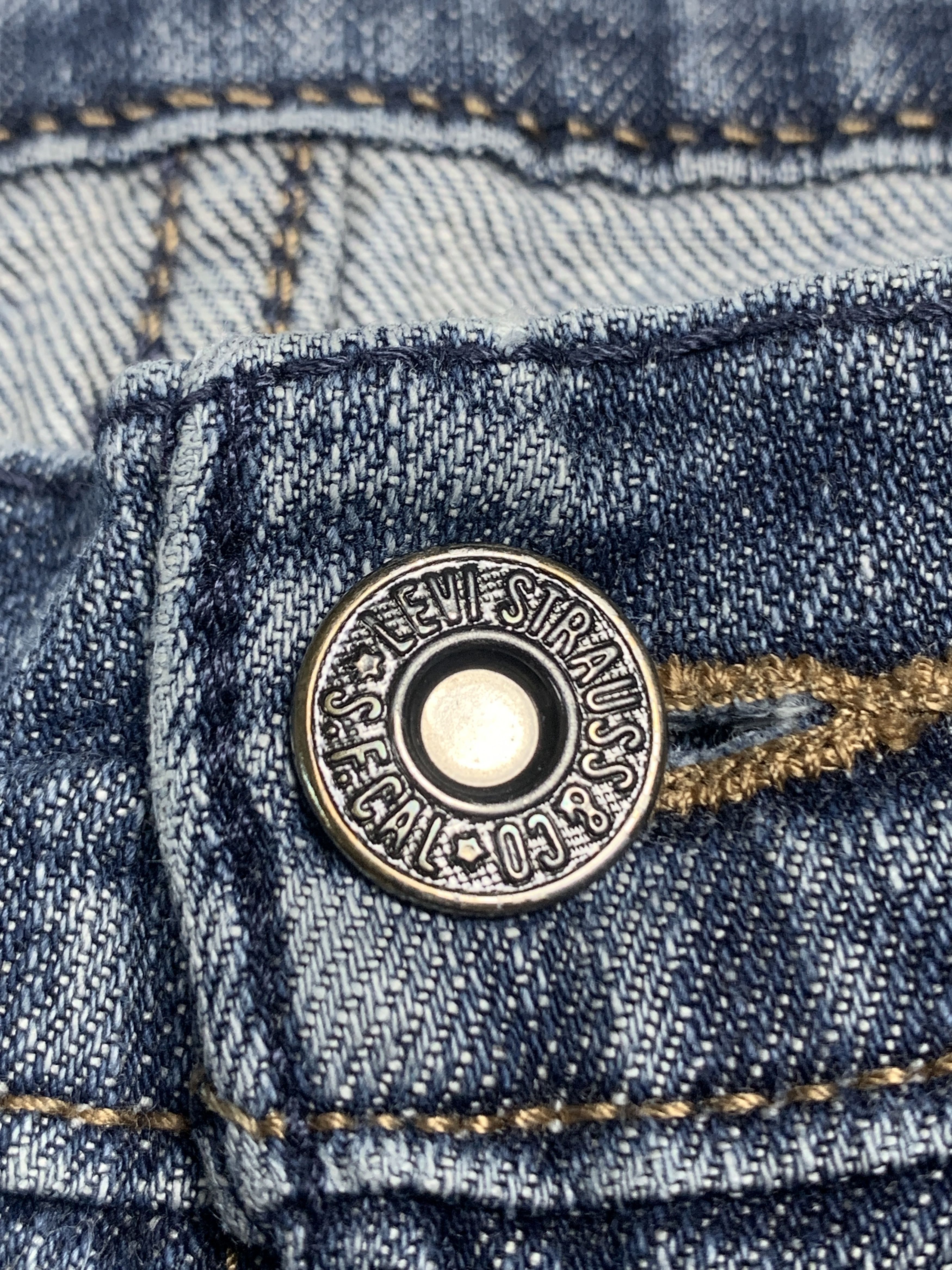 Levi's × Vintage Vintage LEVI'S 559 Distressed Faded Straight Cut Mid Wash Size US 34 / EU 50 - 11 Thumbnail