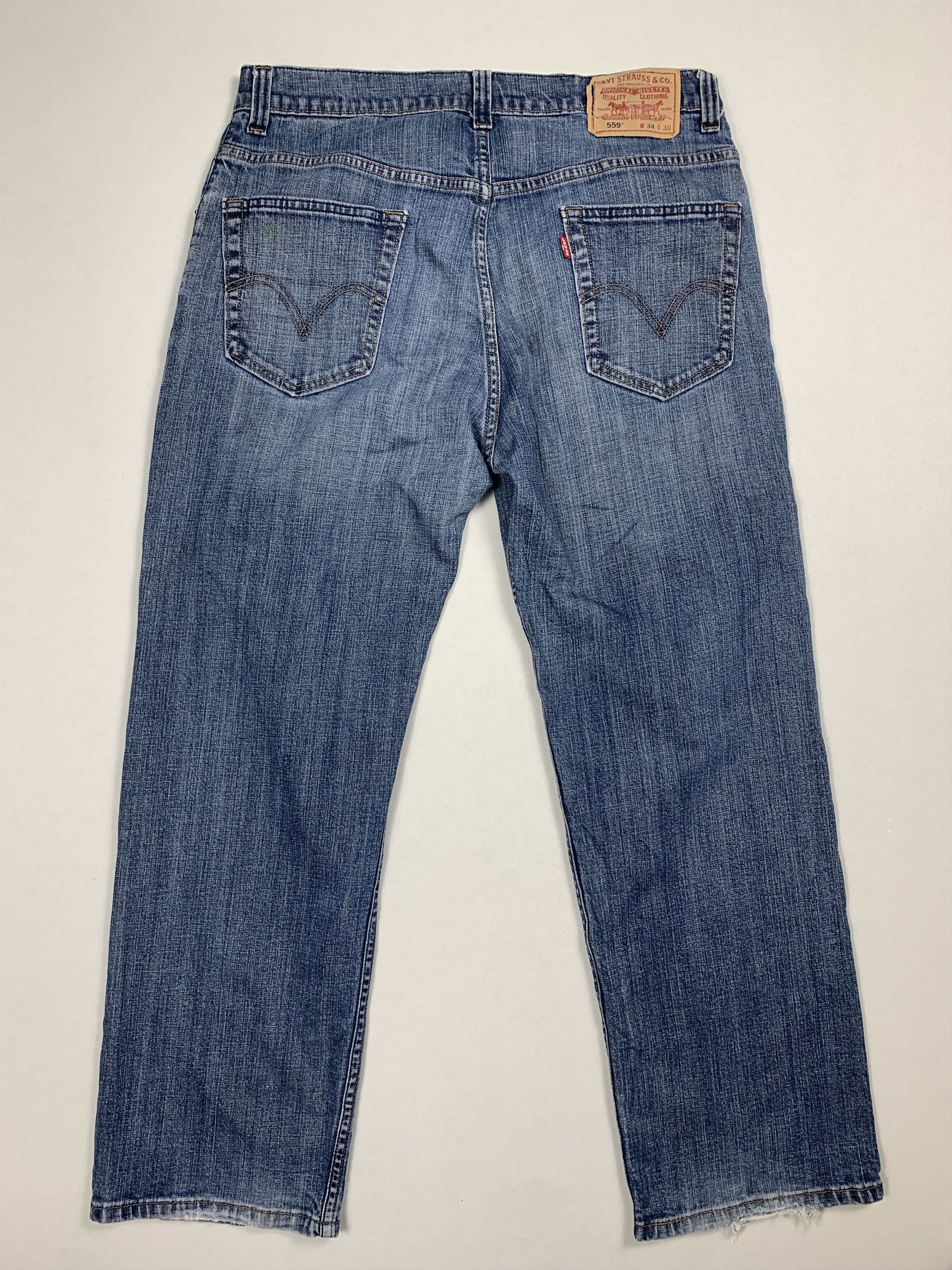 Levi's × Vintage Vintage LEVI'S 559 Distressed Faded Straight Cut Mid Wash Size US 34 / EU 50 - 13 Thumbnail