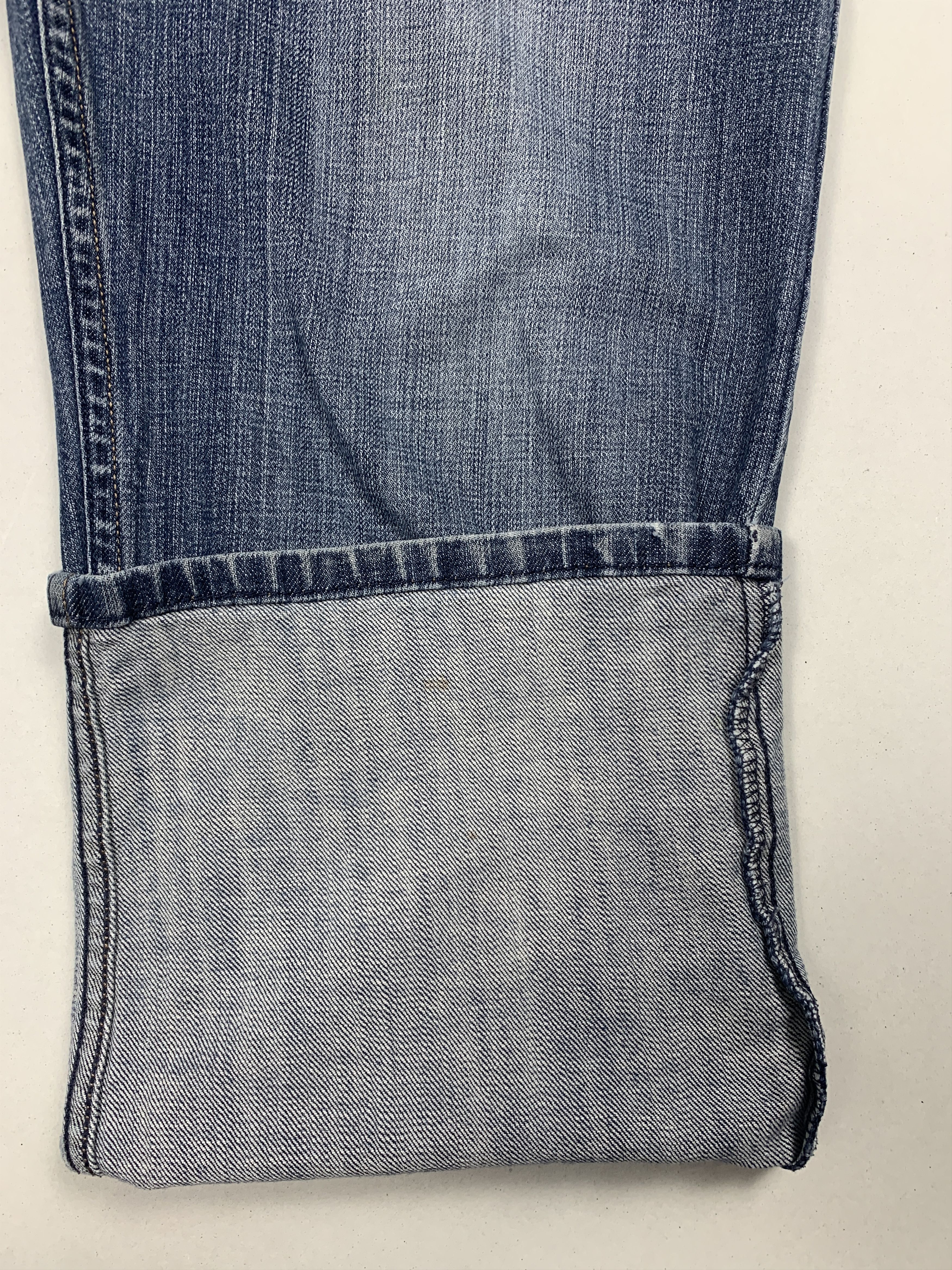 Levi's × Vintage Vintage LEVI'S 559 Distressed Faded Straight Cut Mid Wash Size US 34 / EU 50 - 8 Thumbnail