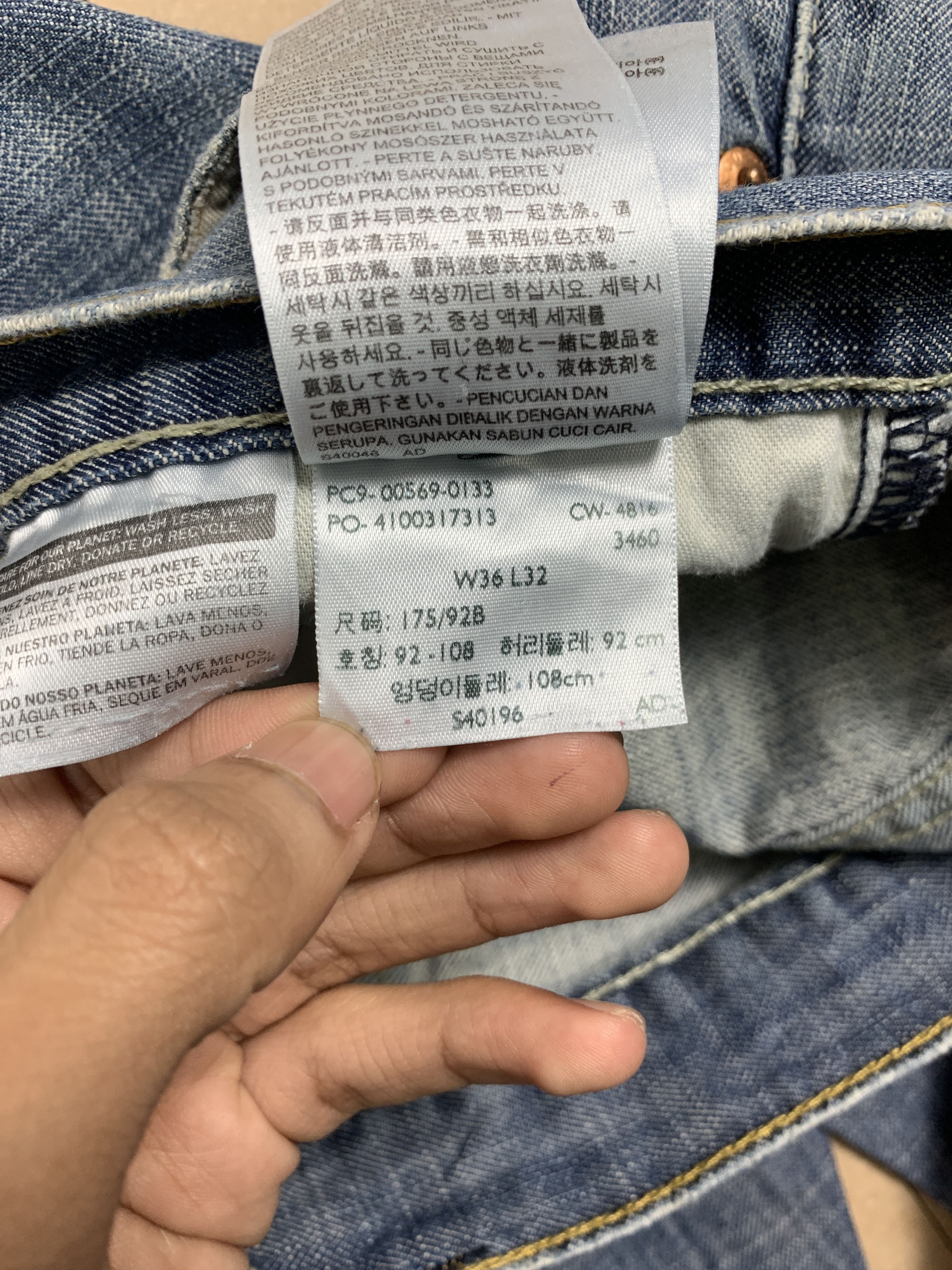 Levi's Vintage Levis's 569 Straight Cut Faded Blue Jeans Size US 38 / EU 54 - 15 Thumbnail