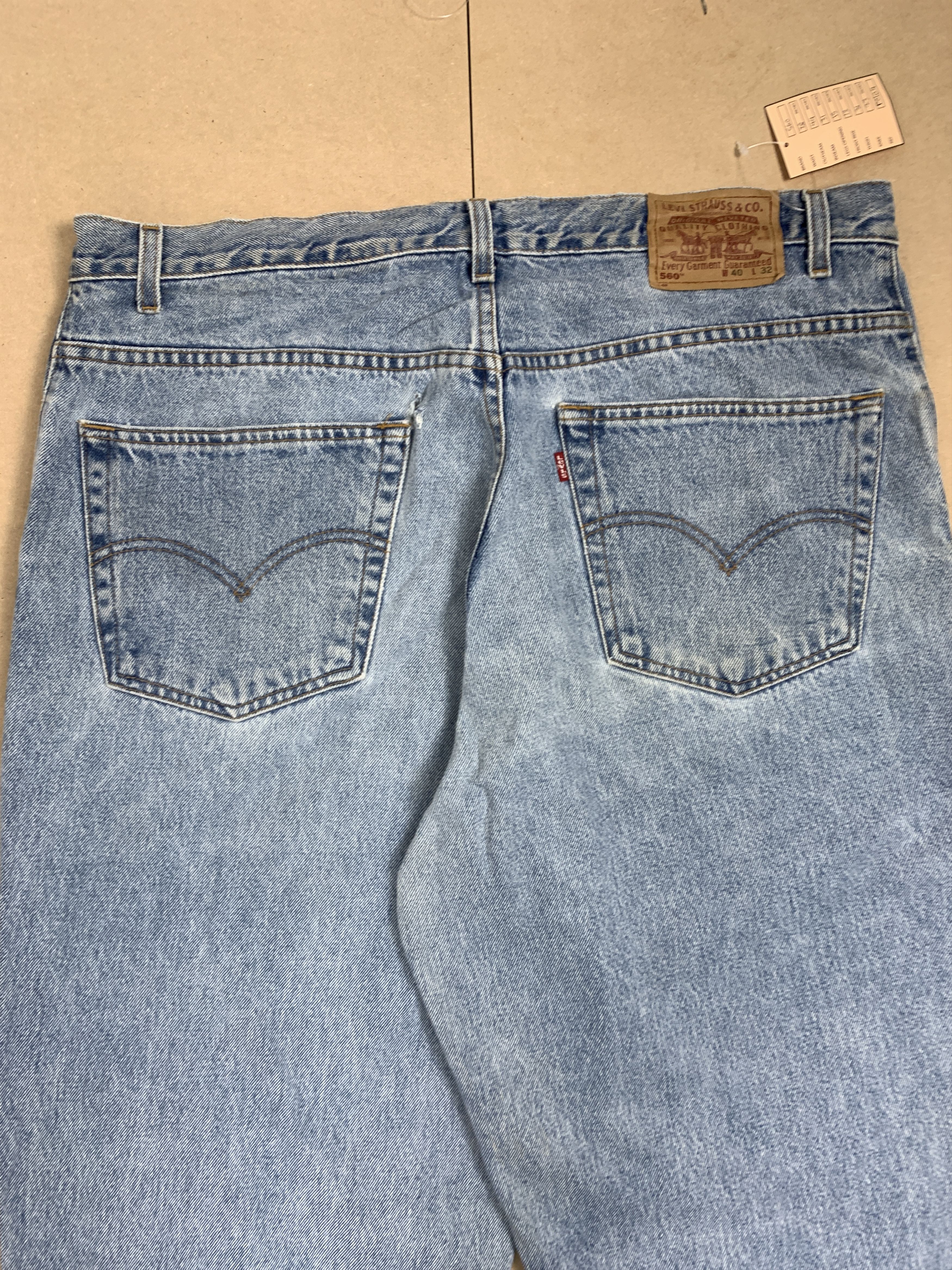 Levi's Vintage Levi's 560 Loose Blue Ligth Wash Jeans Size US 38 / EU 54 - 7 Thumbnail