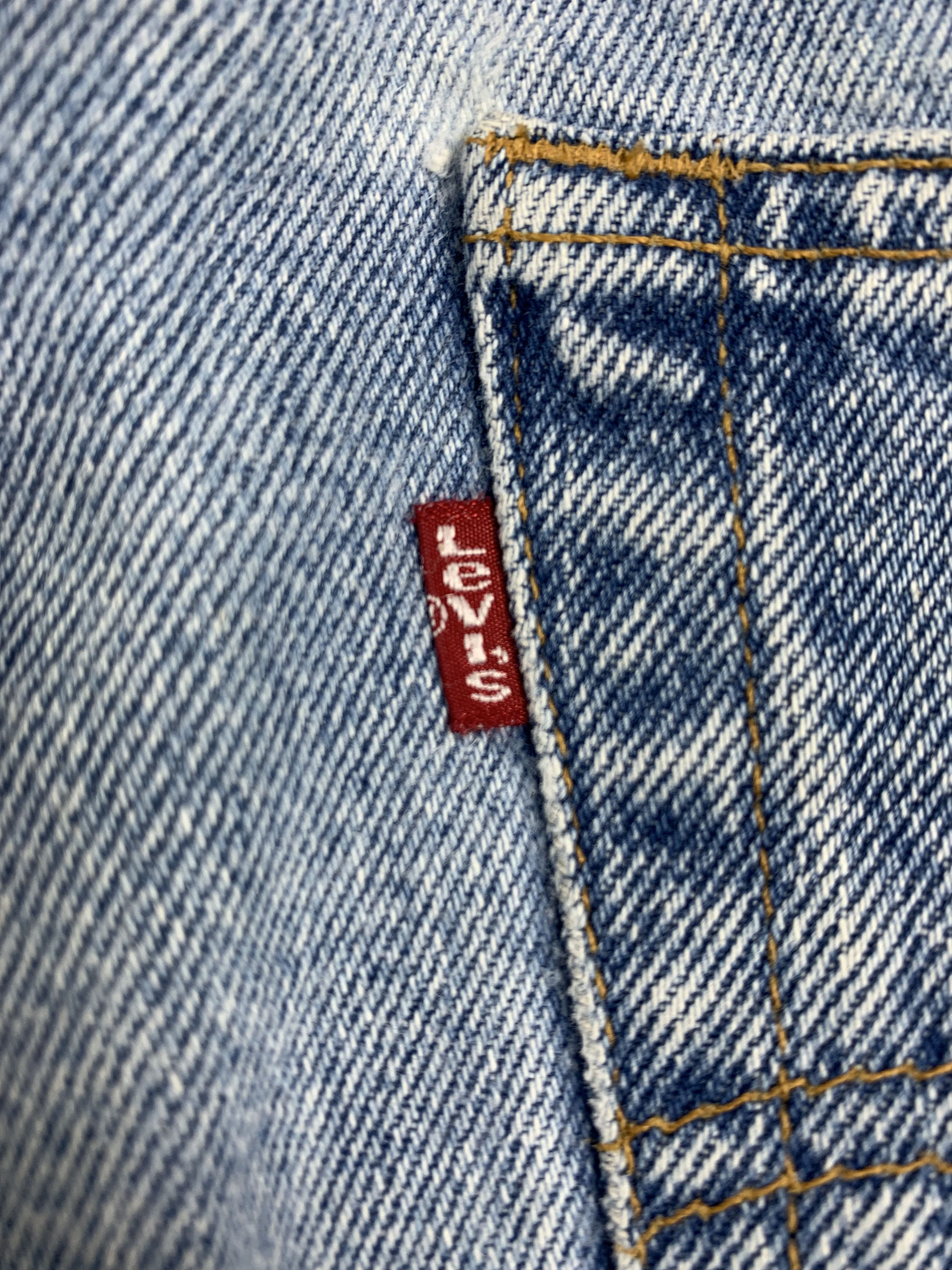 Levi's Vintage Levi's 560 Loose Blue Ligth Wash Jeans Size US 38 / EU 54 - 9 Thumbnail